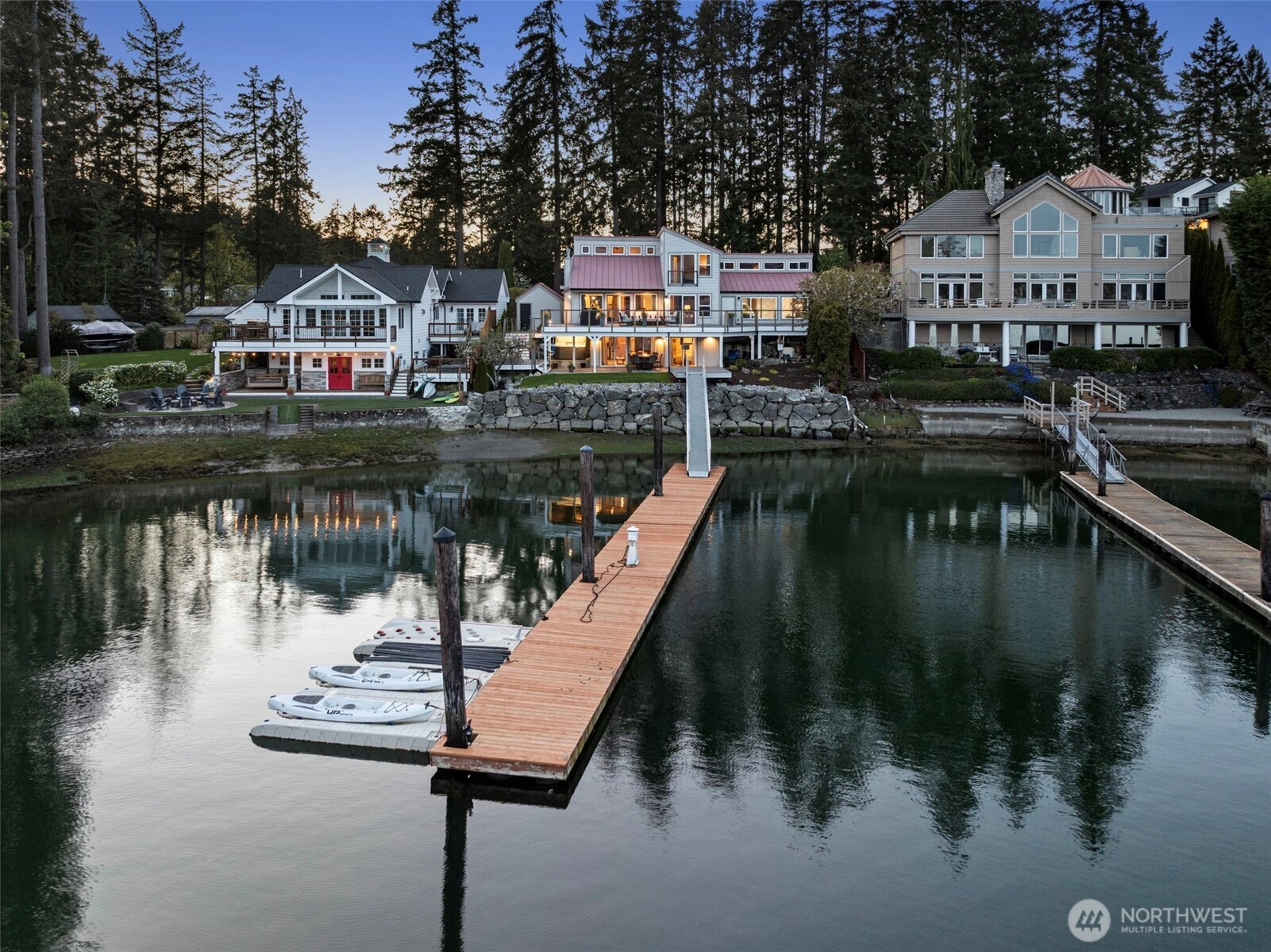 295 Shorewood Ct Fox Island WA 98333
