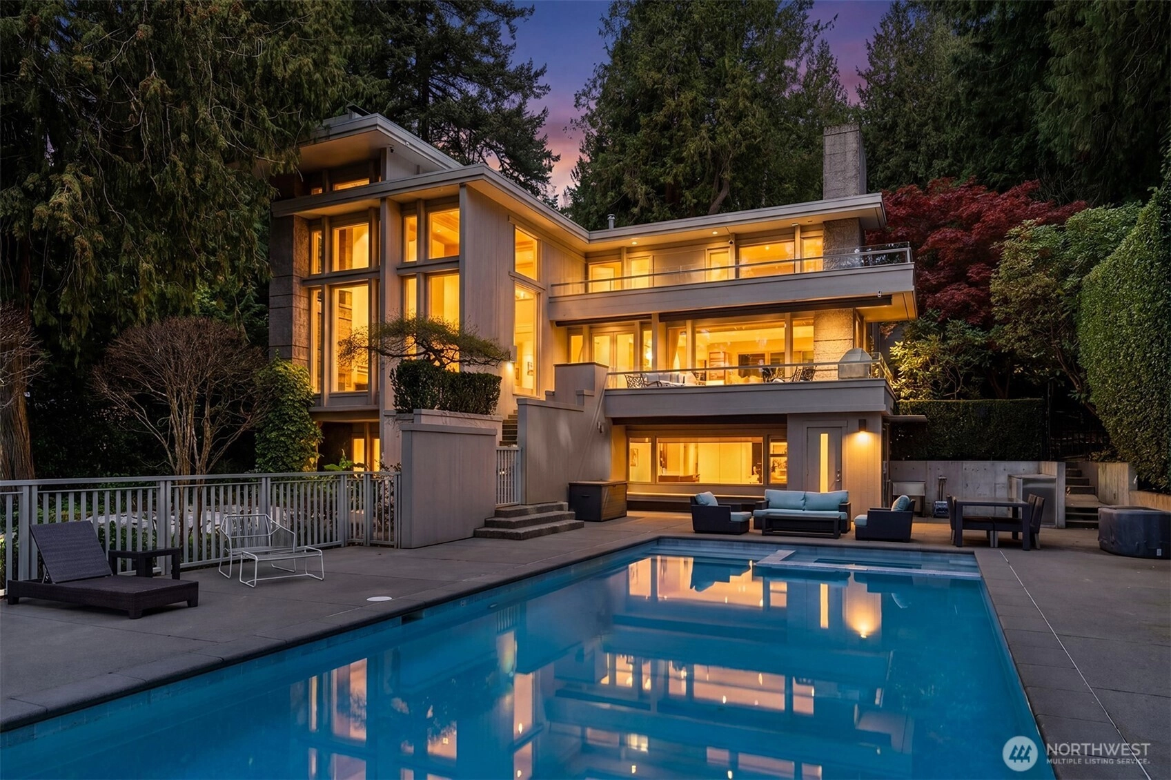 3445 Hunts Point Rd Hunts Point WA 98004