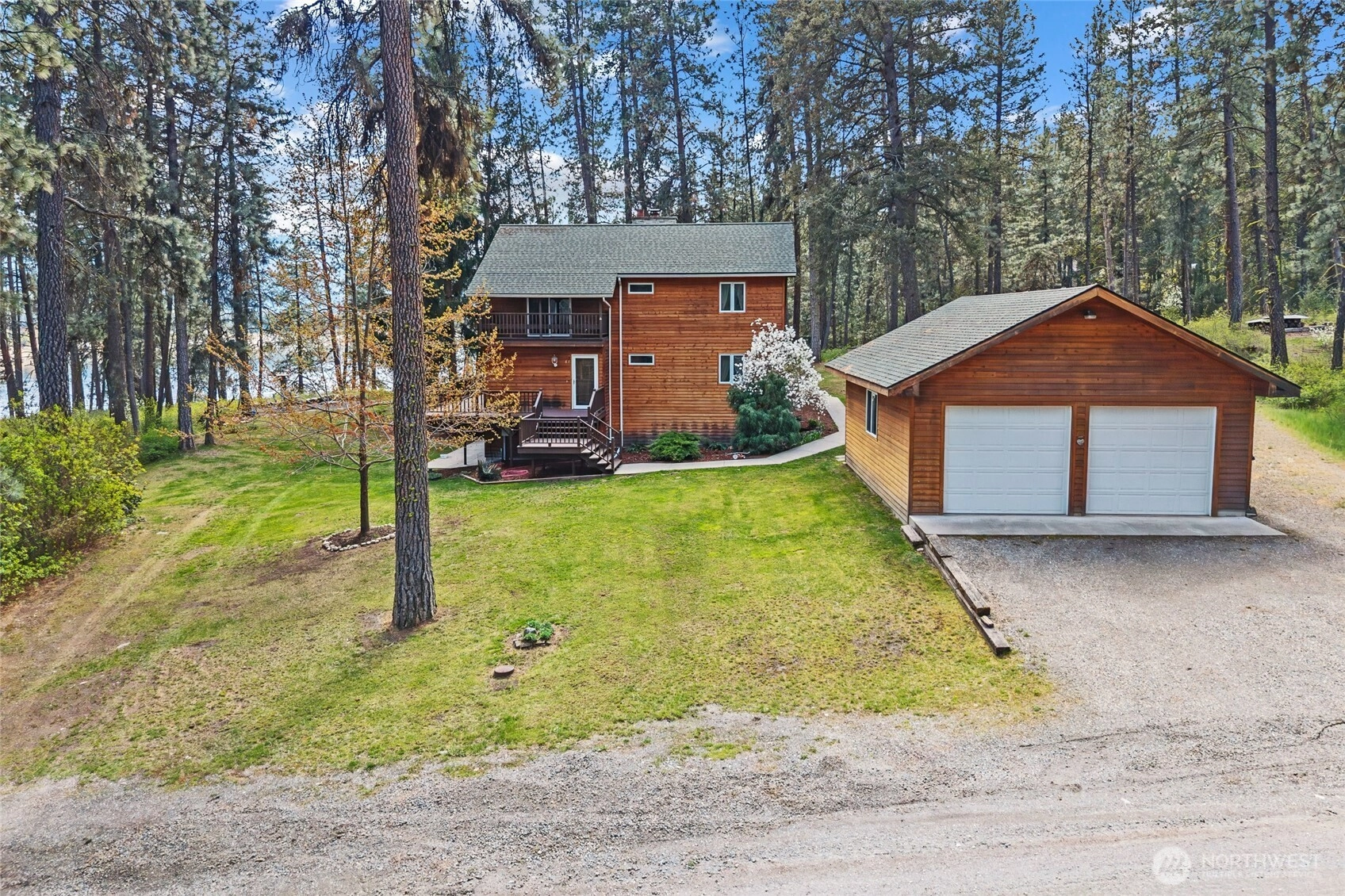 61 Columbia Dr Kettle Falls WA 99141