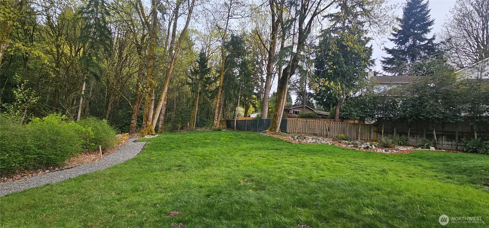 4572 151 Ave SE Bellevue WA 98006