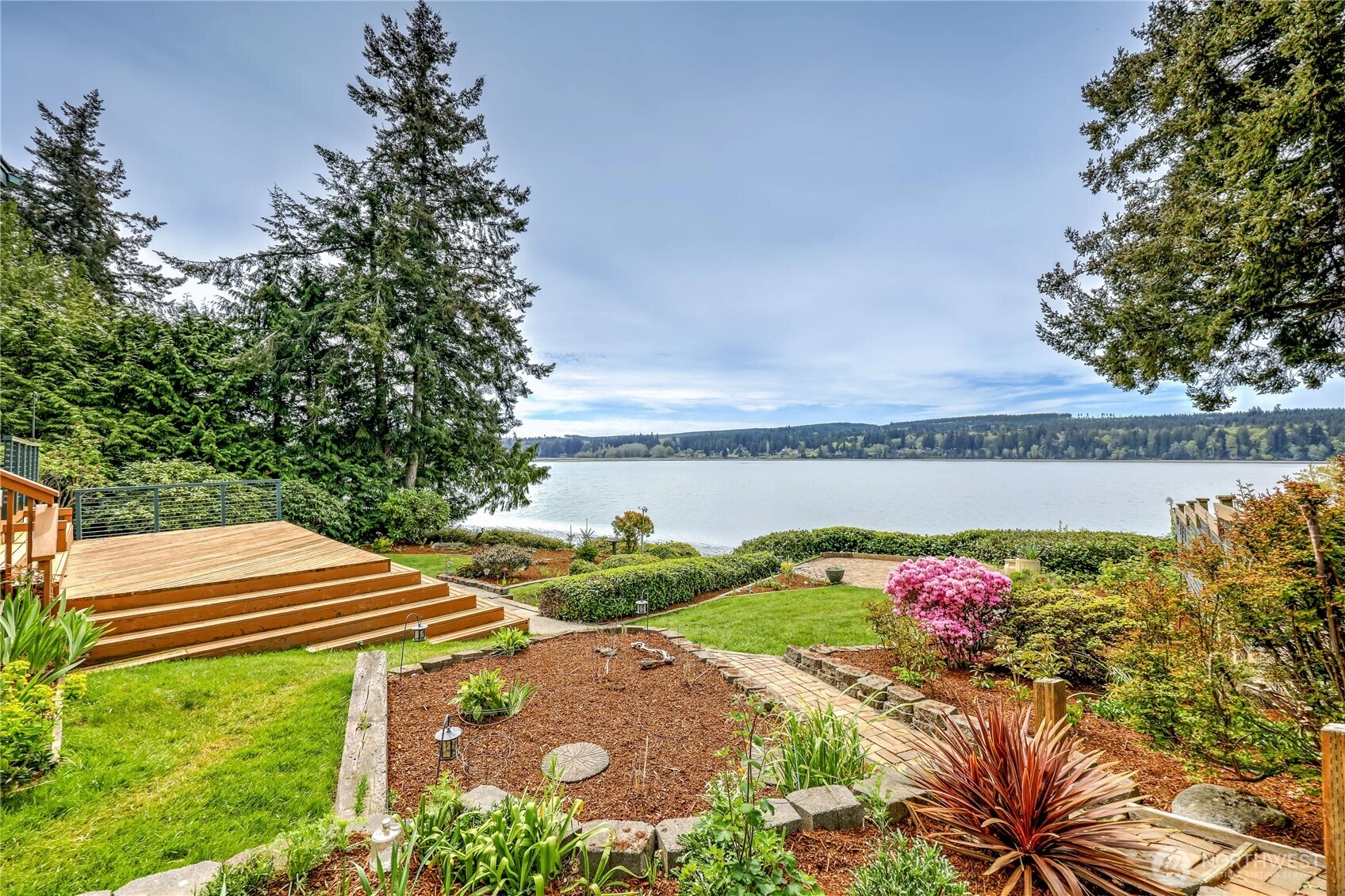 28919 Gamble Pl NE Kingston WA 98346