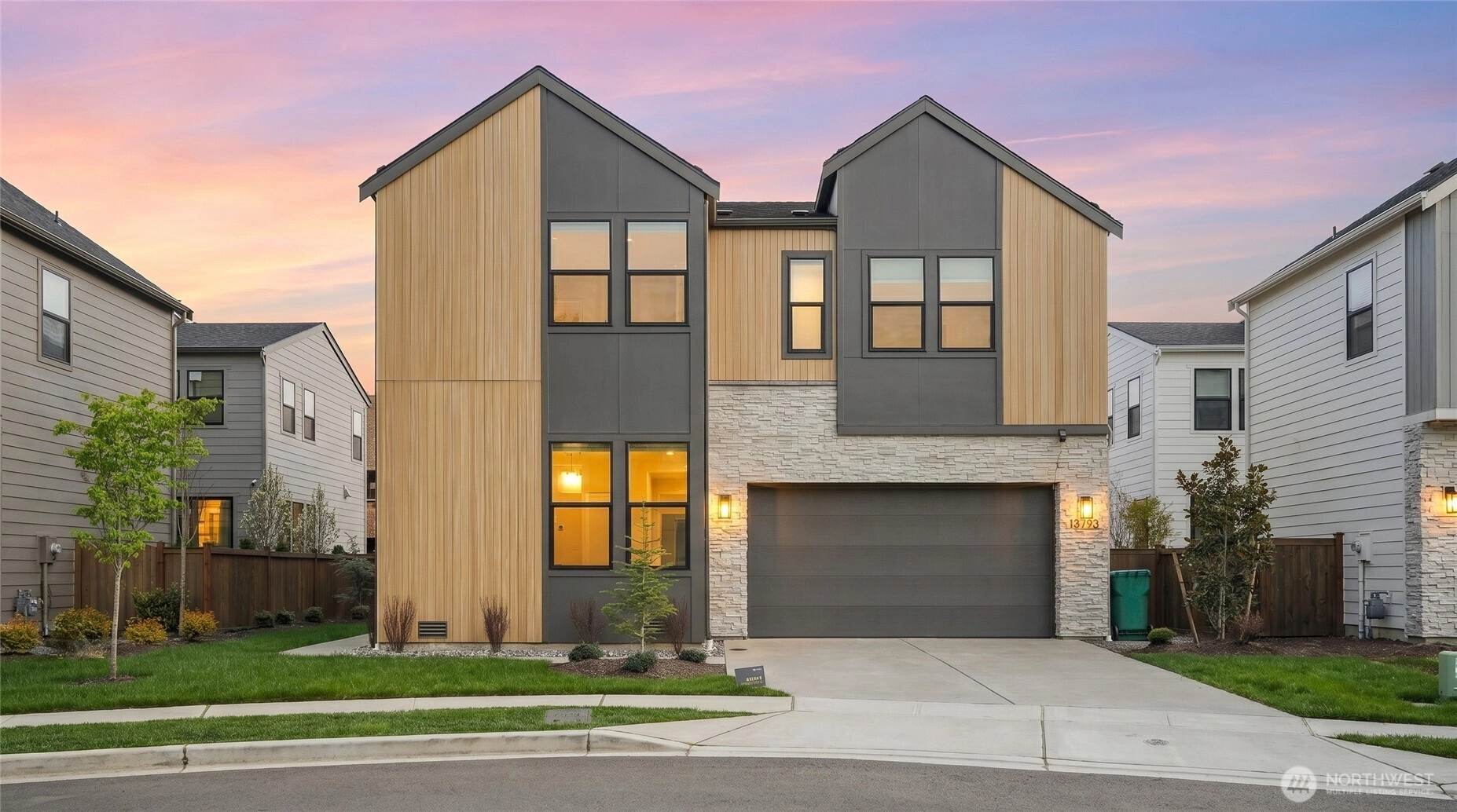 13793 SE 84th St Newcastle WA 98059