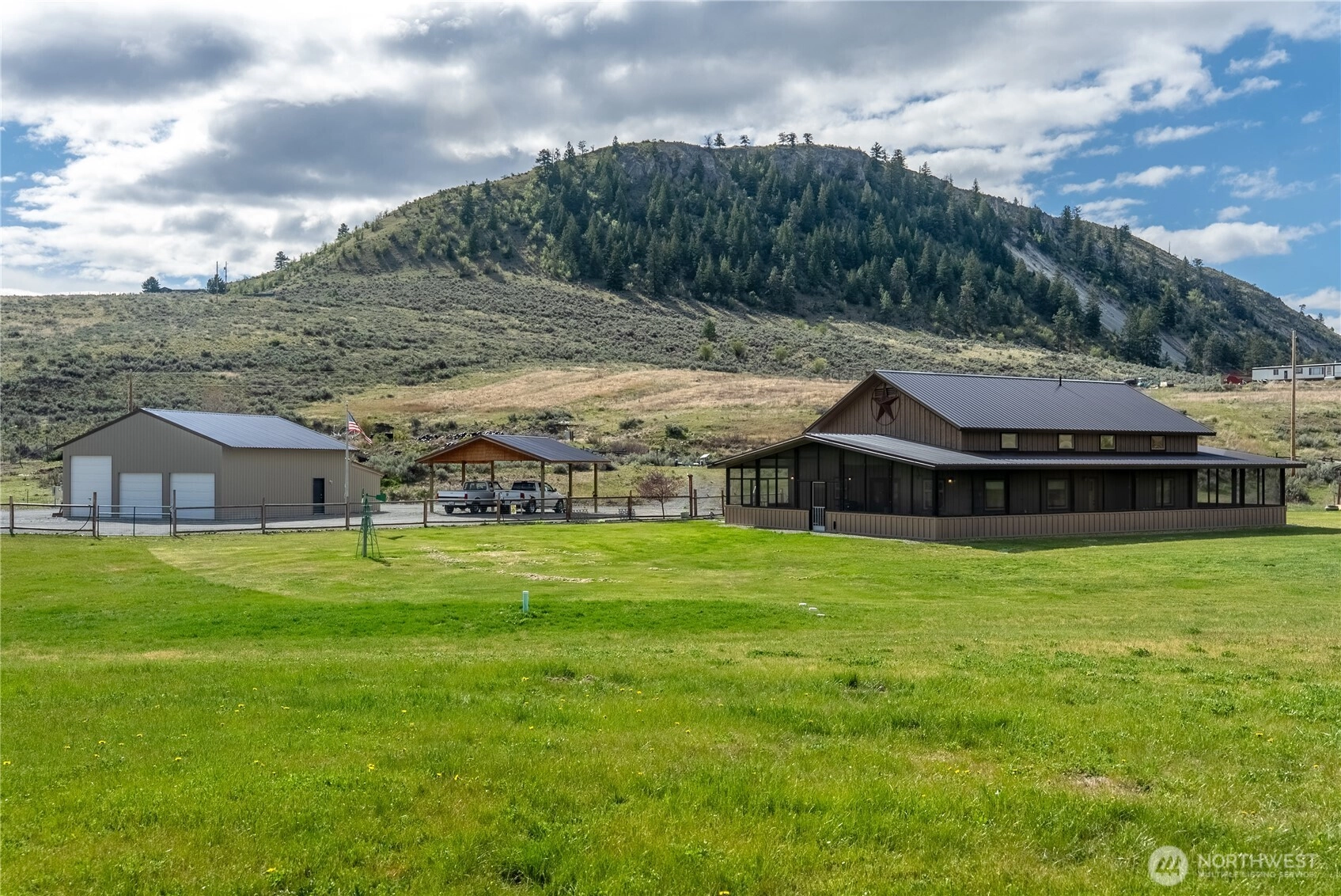 30 Horizon Dr Tonasket WA 98855