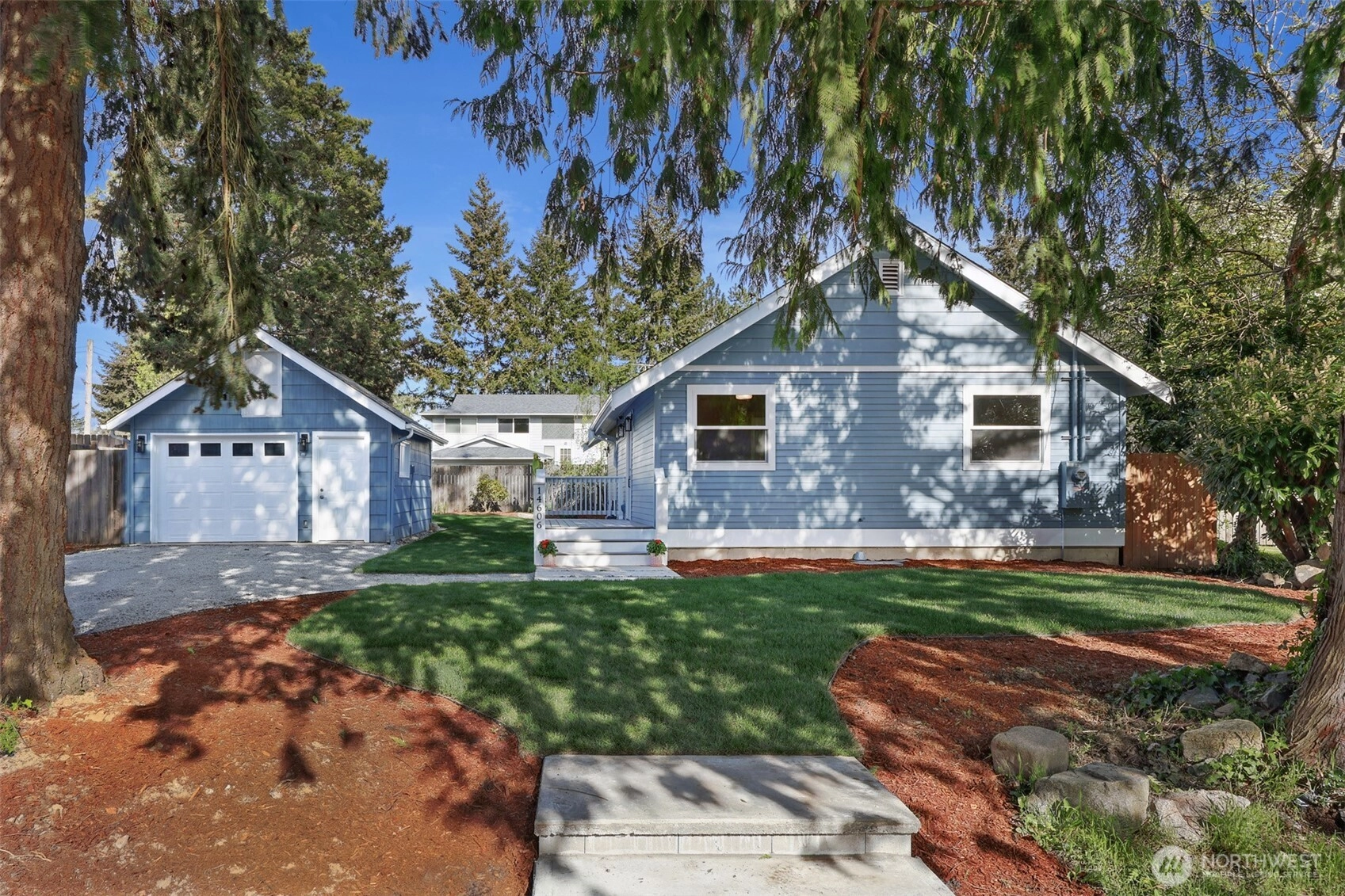 14606 16th Ave SW Burien WA 98166