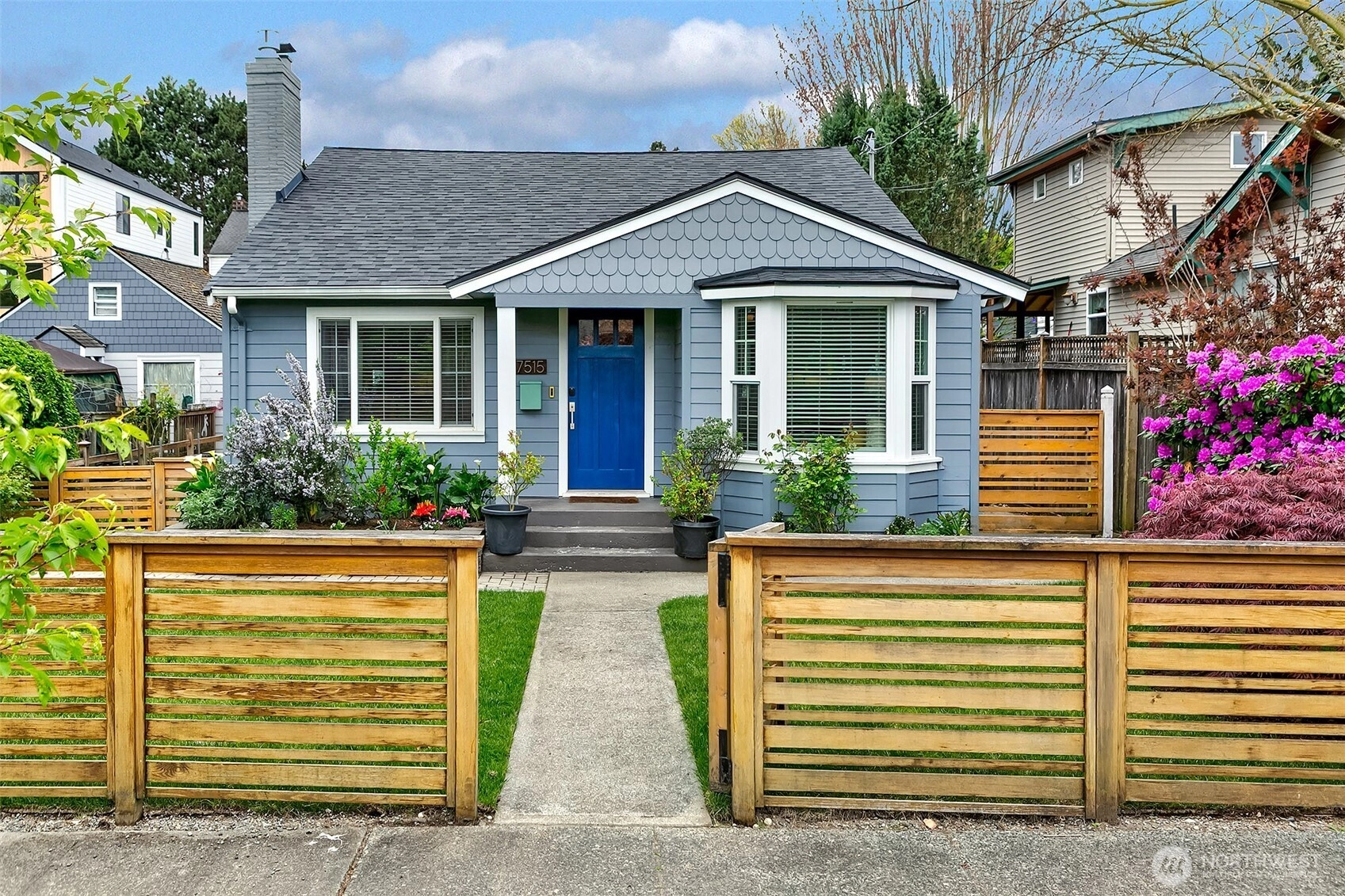 7515 17th Ave NW Seattle WA 98117