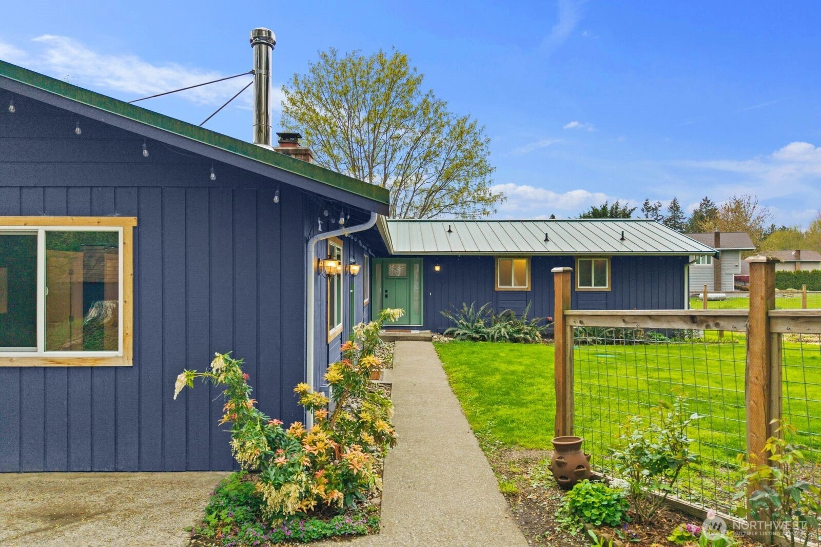 36631 SE Fall City Snoqualmie Rd Fall City WA 98024