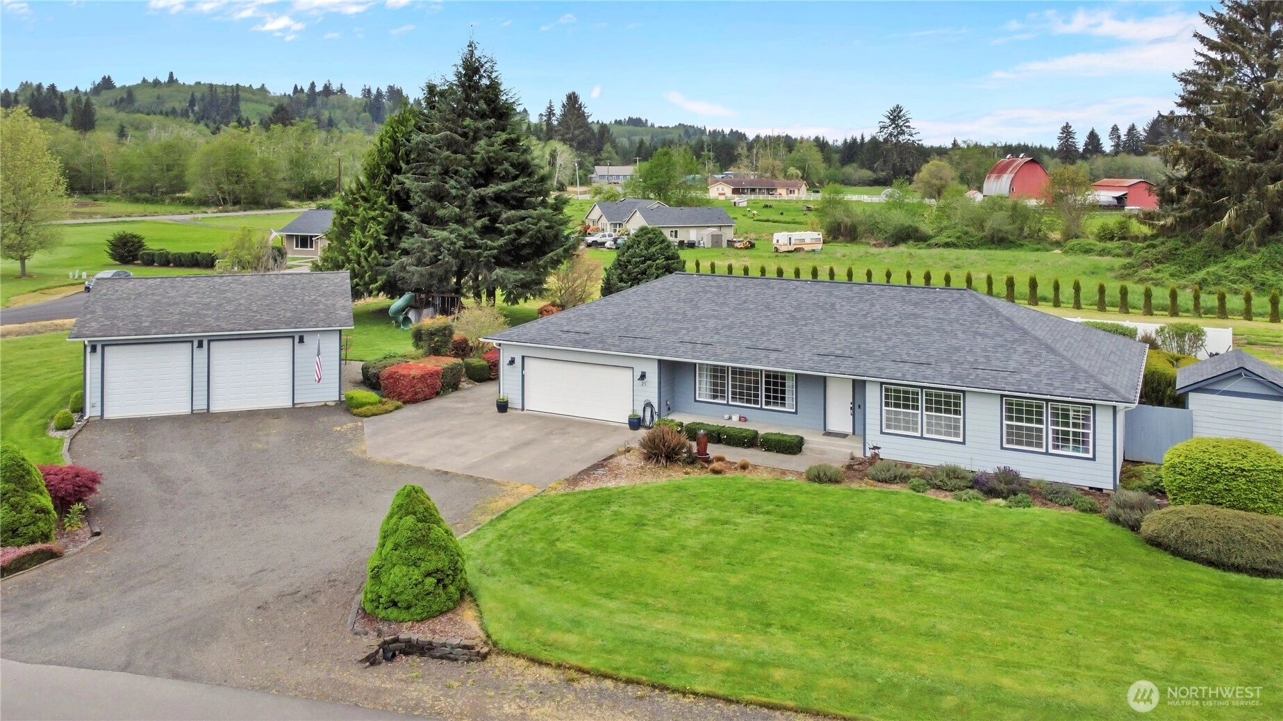 21 Monroe Dr Cathlamet WA 98612