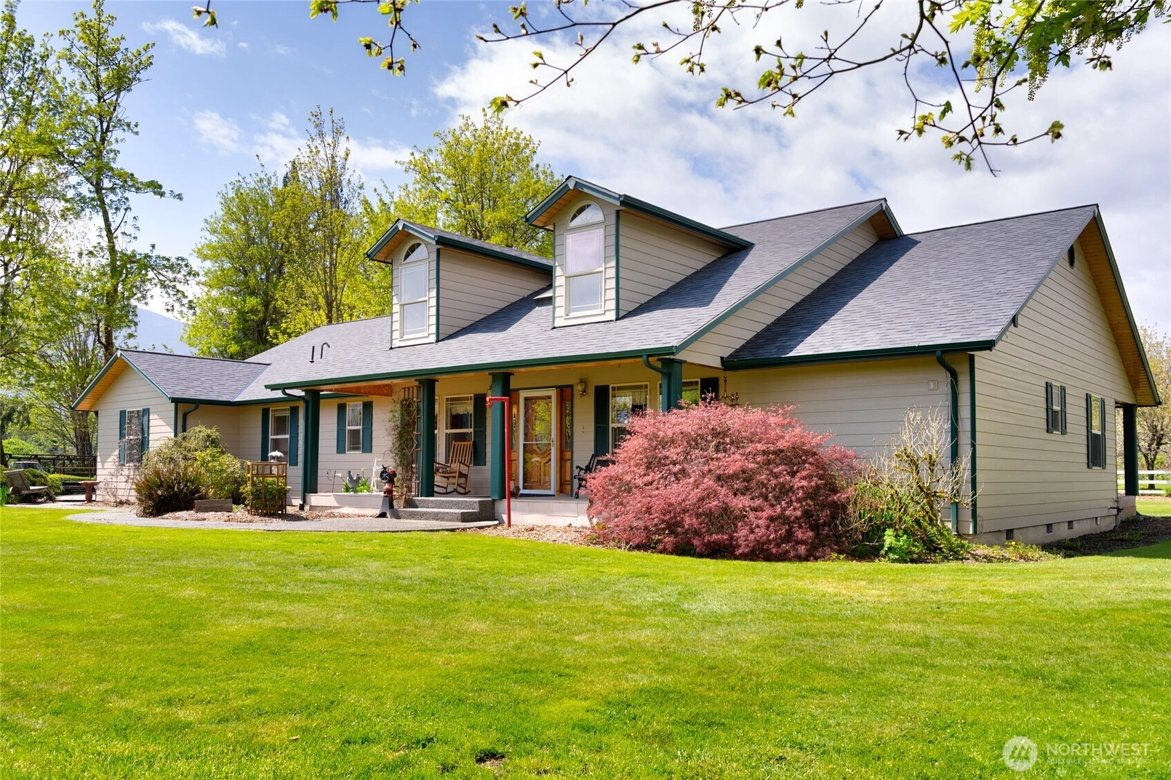7492 Russell Rd Concrete WA 98237