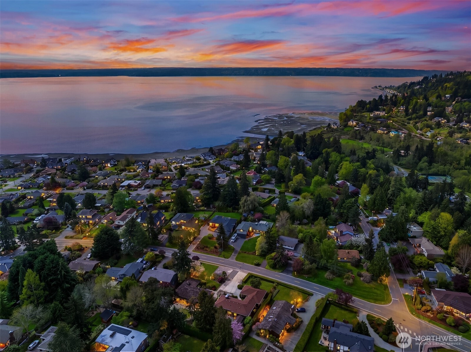 17922 Marine View Dr SW Normandy Park WA 98166