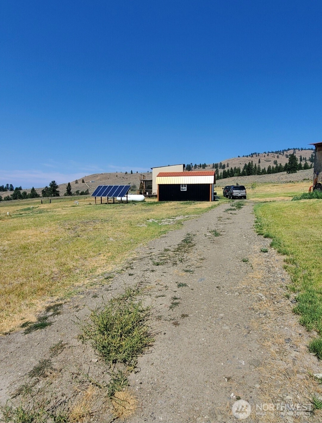 16 Edwards Creek Rd Tonasket WA 98855