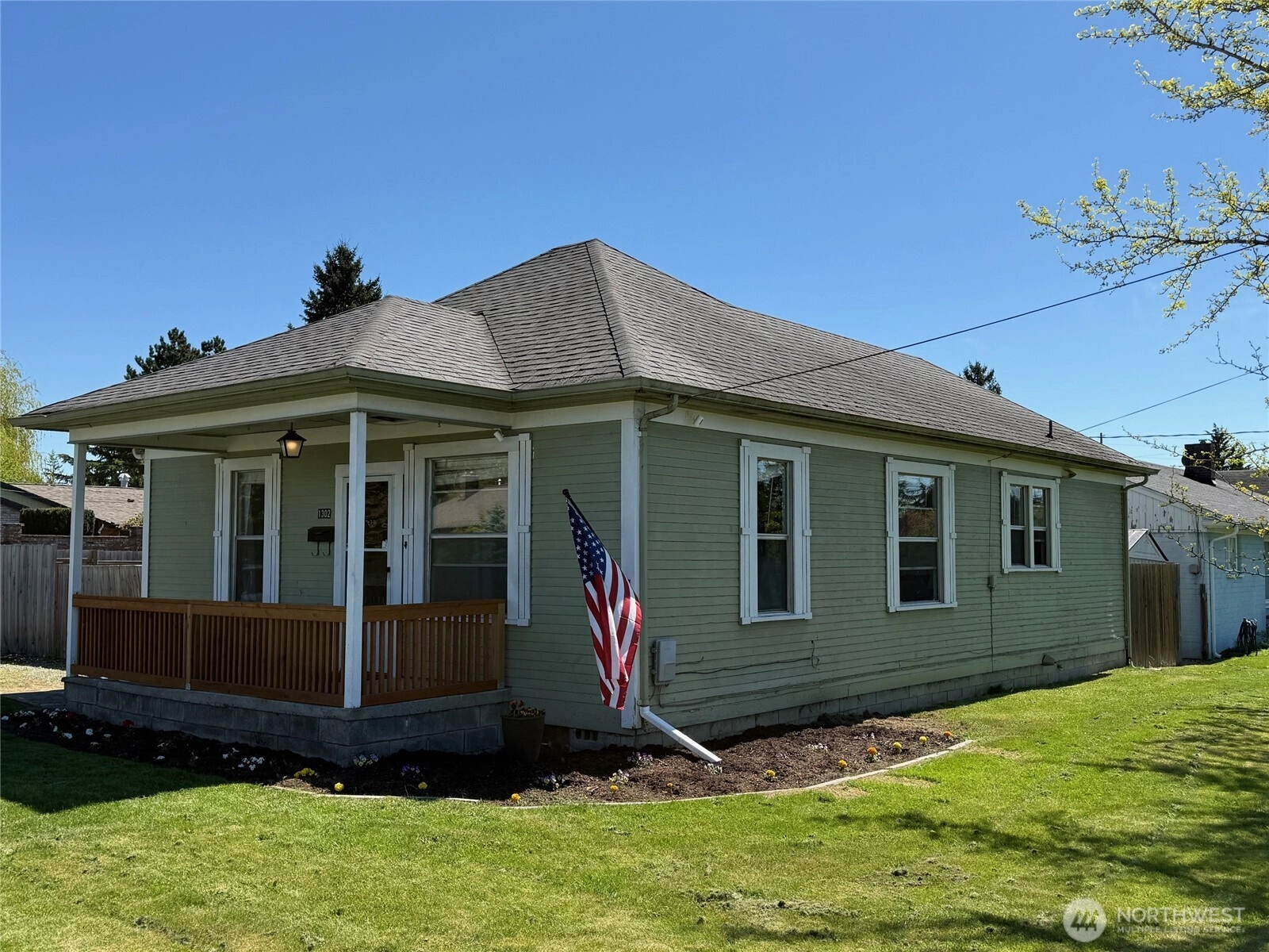 1302 E Broad St Mount Vernon WA 98274