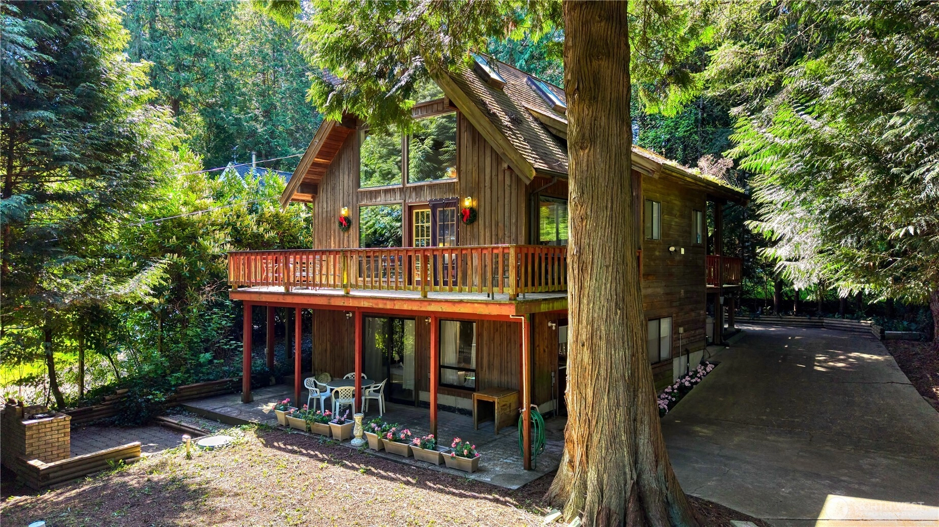 1881 Cliff Rd Unit  Point Roberts WA 98281