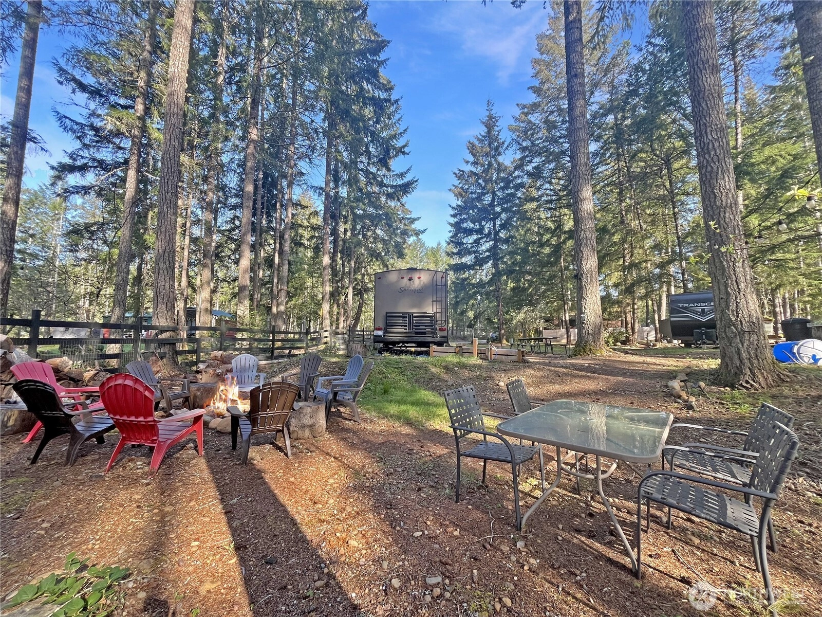 1220 N Cod Pl Hoodsport WA 98548