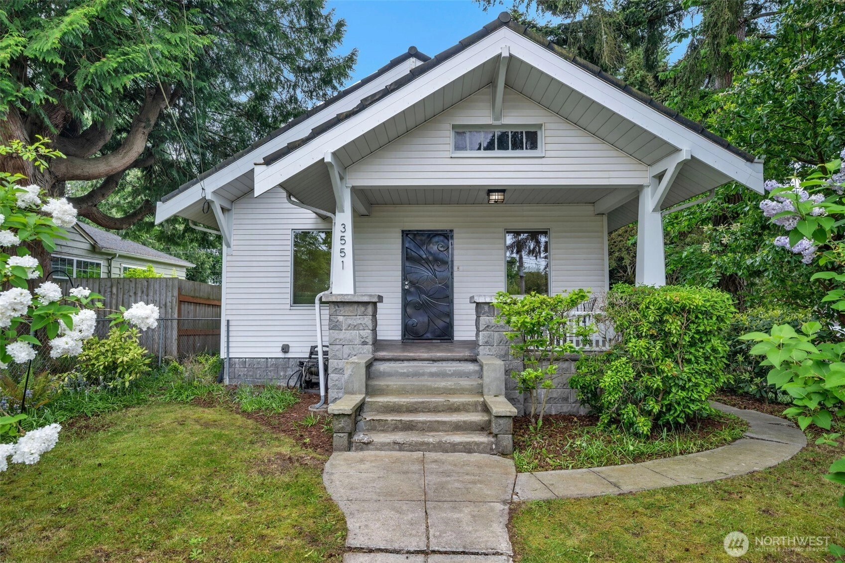 3551 SW 99th St Unit  Seattle WA 98126