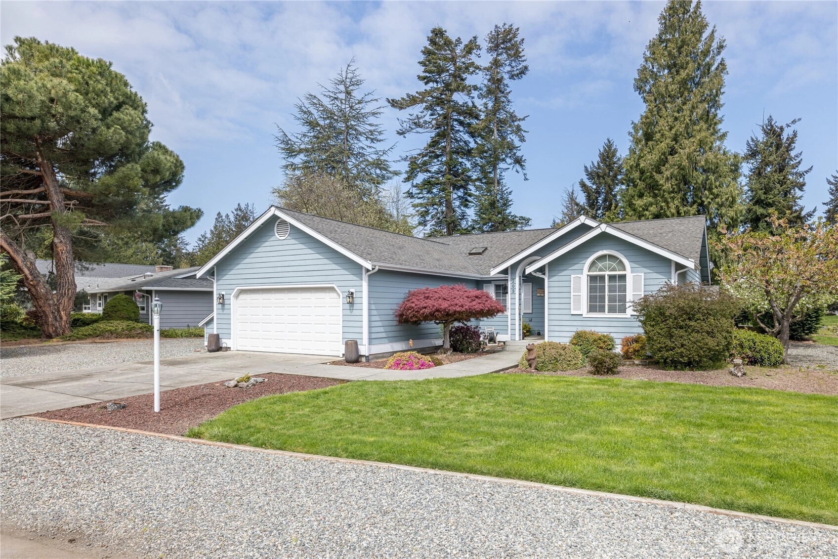205 Sunset Pl Unit  Sequim WA 98382