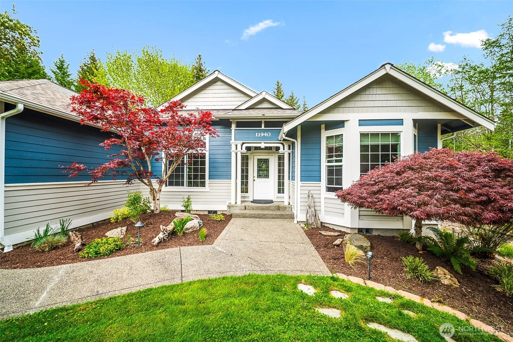 11940 Windtree Ln SE Unit  Rainier WA 98576