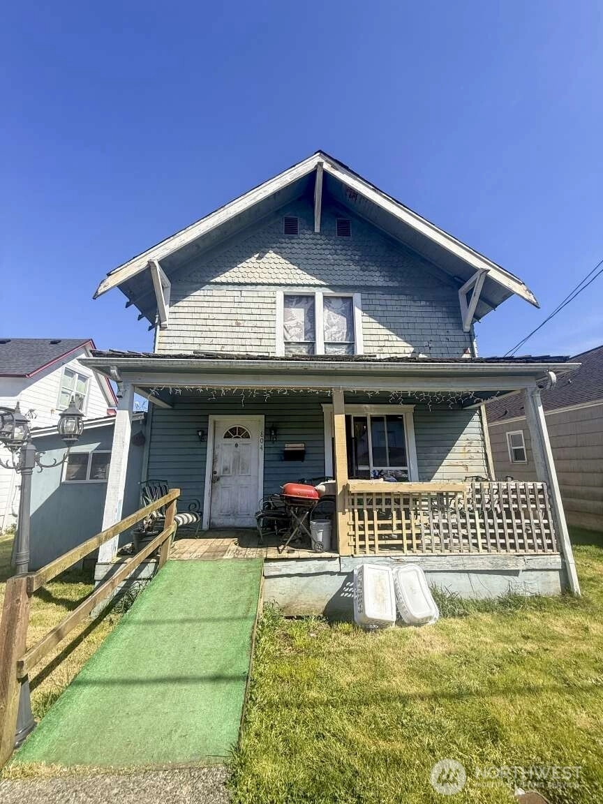804 Monroe St Hoquiam WA 98550