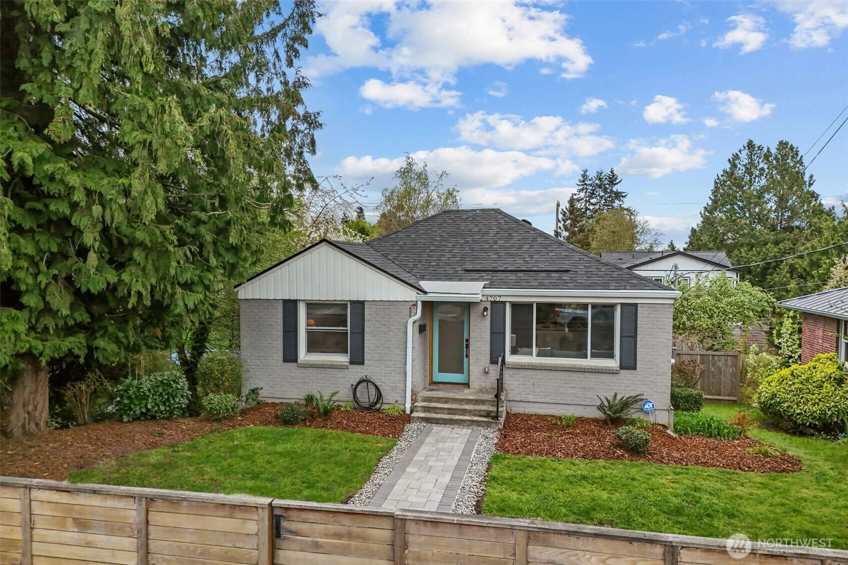 4707 S Brandon St Seattle WA 98118