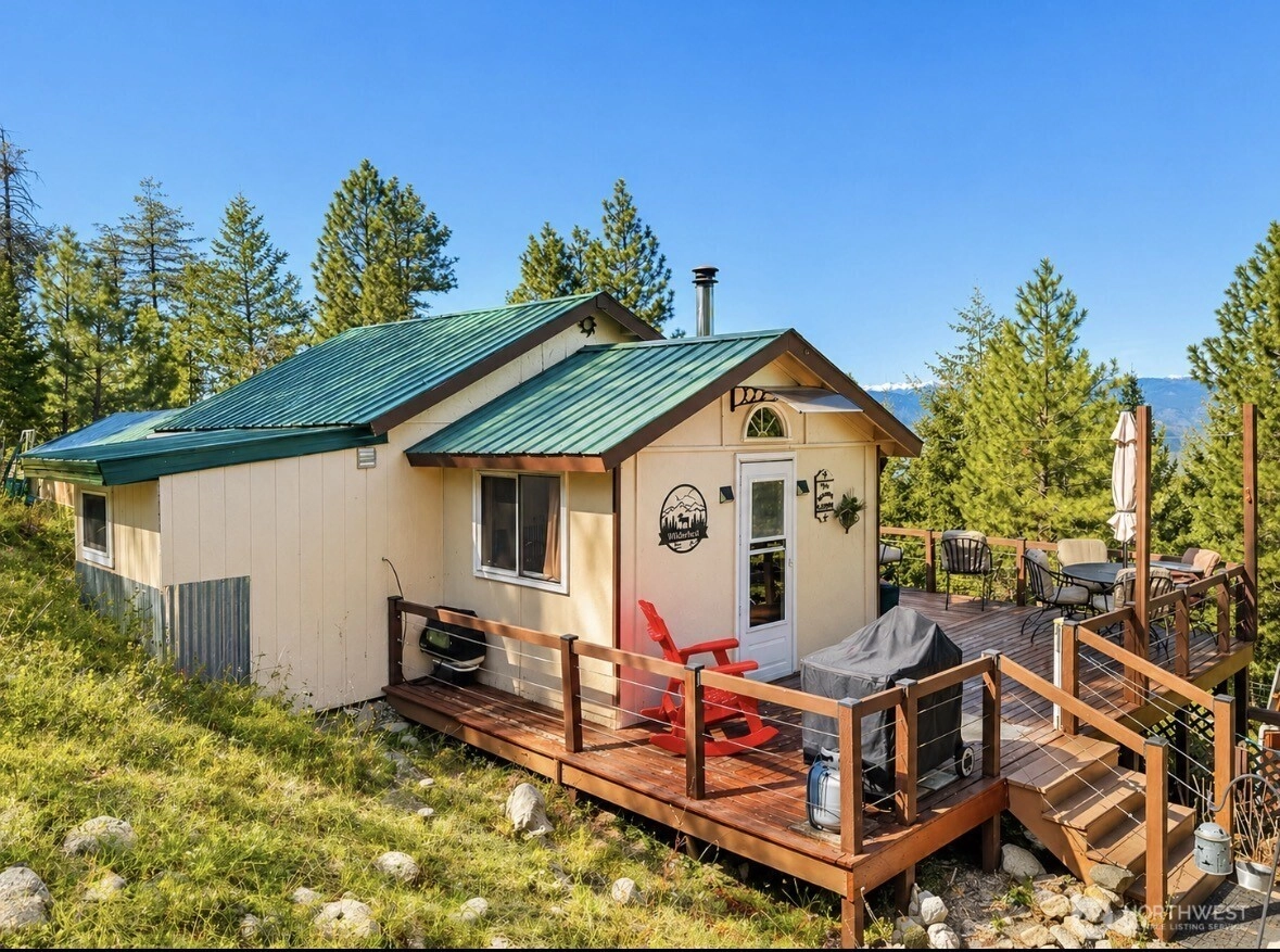 20 Morgan Mountain Trail Unit  Tonasket WA 98855