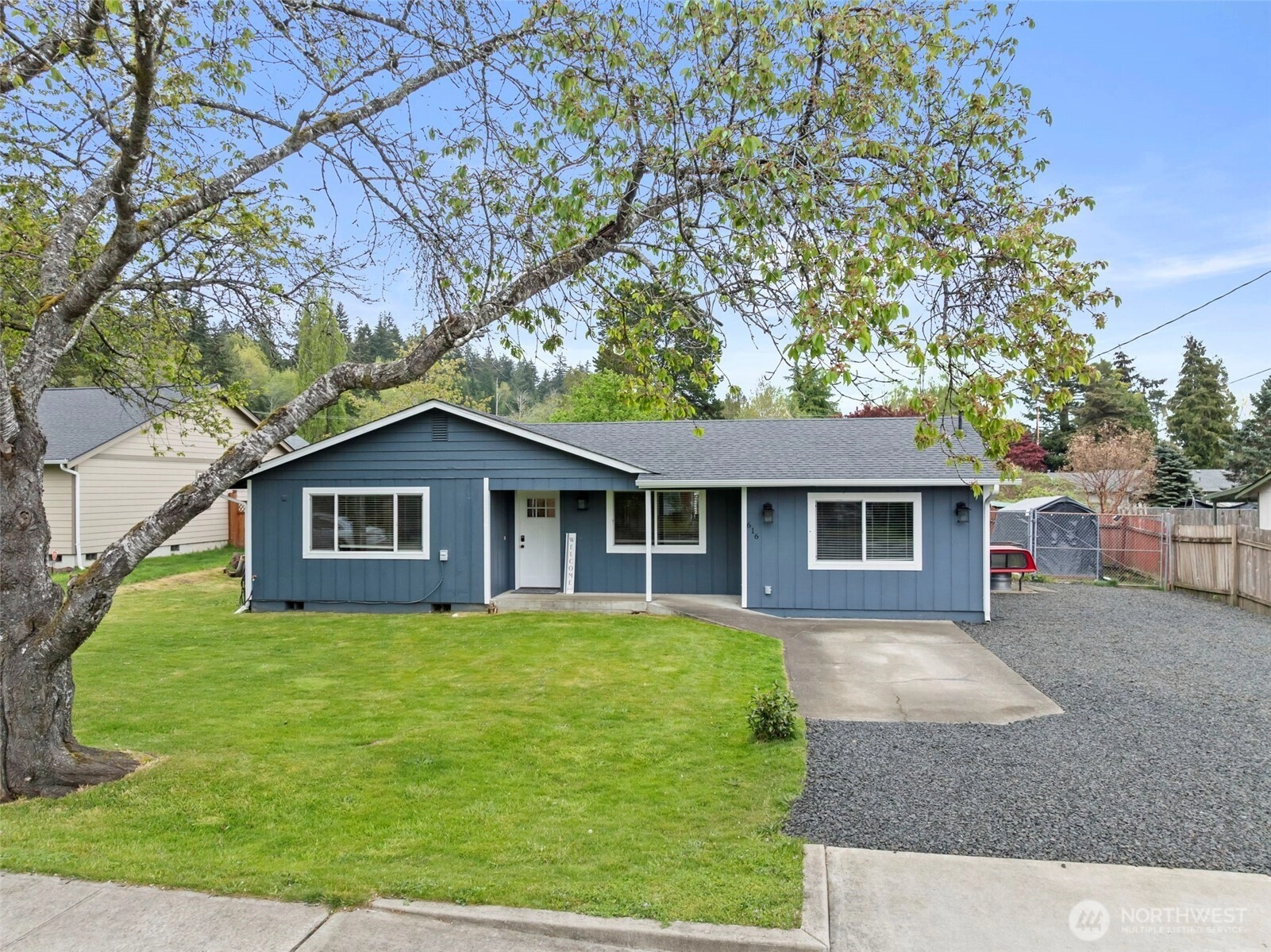 616 N 12th St Elma WA 98541