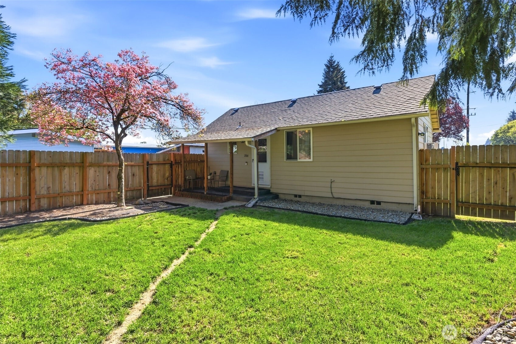 2016 42nd Ave Unit  Longview WA 98632