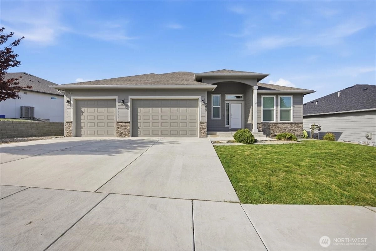 2652 W 44th Pl Kennewick WA 99337