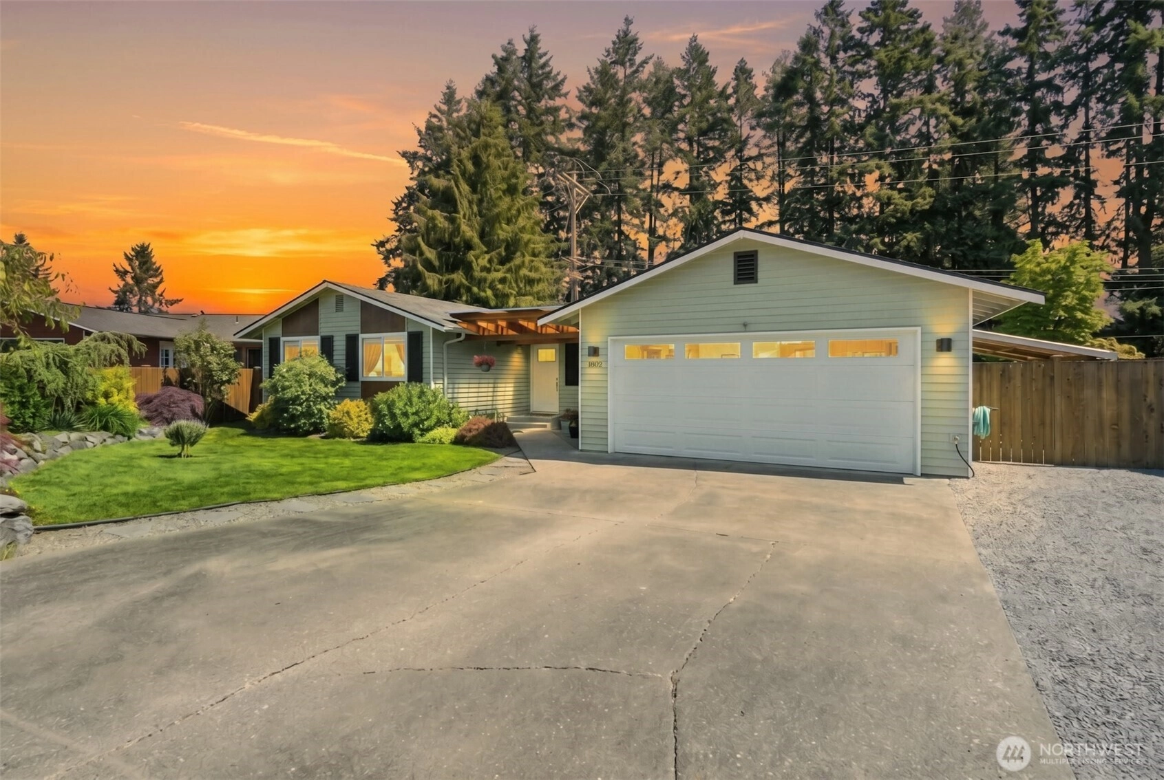 1802 70th Pl SE Everett WA 98203