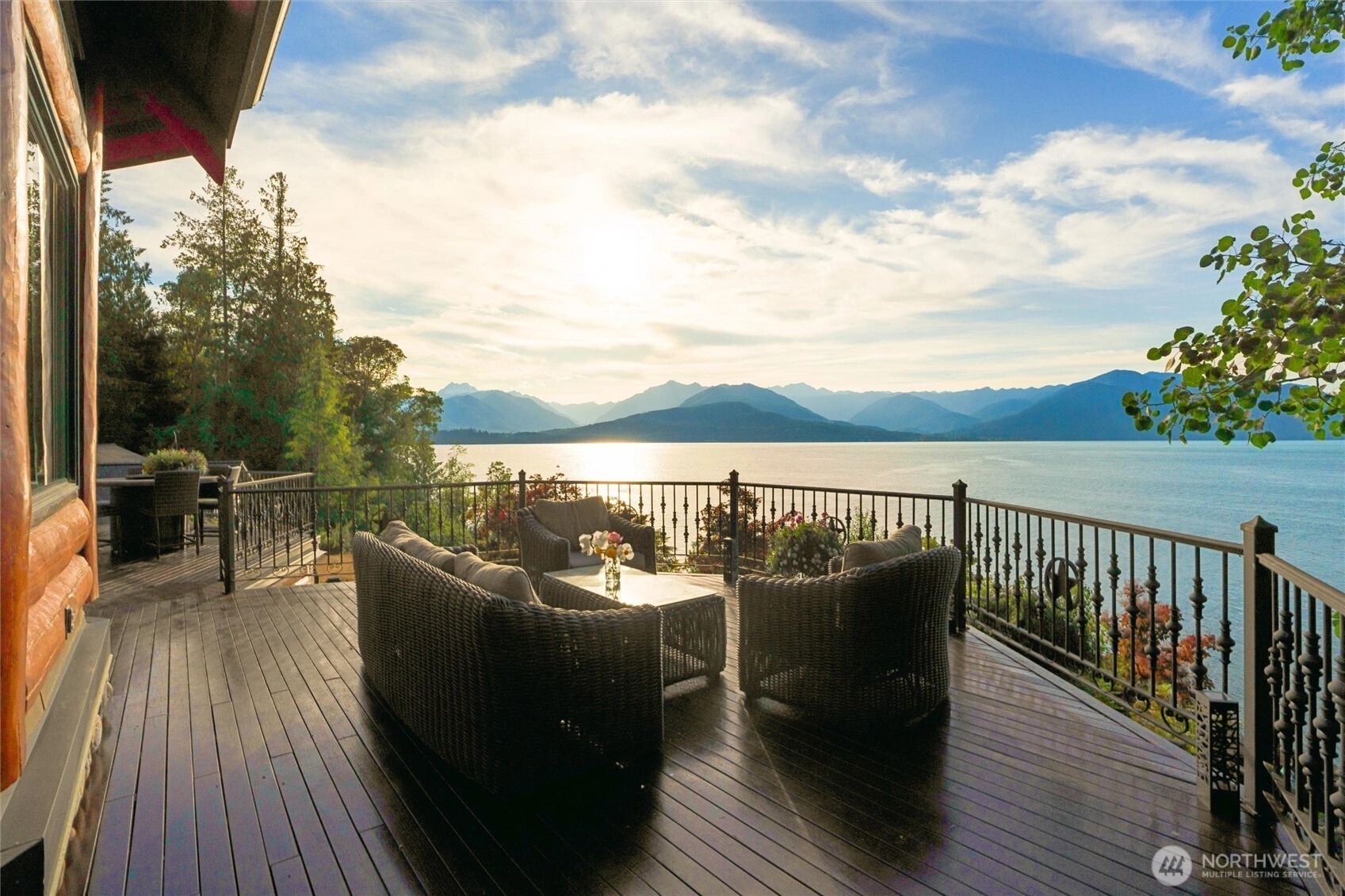 14594 NW Tree Top Ln Unit  Seabeck WA 98380