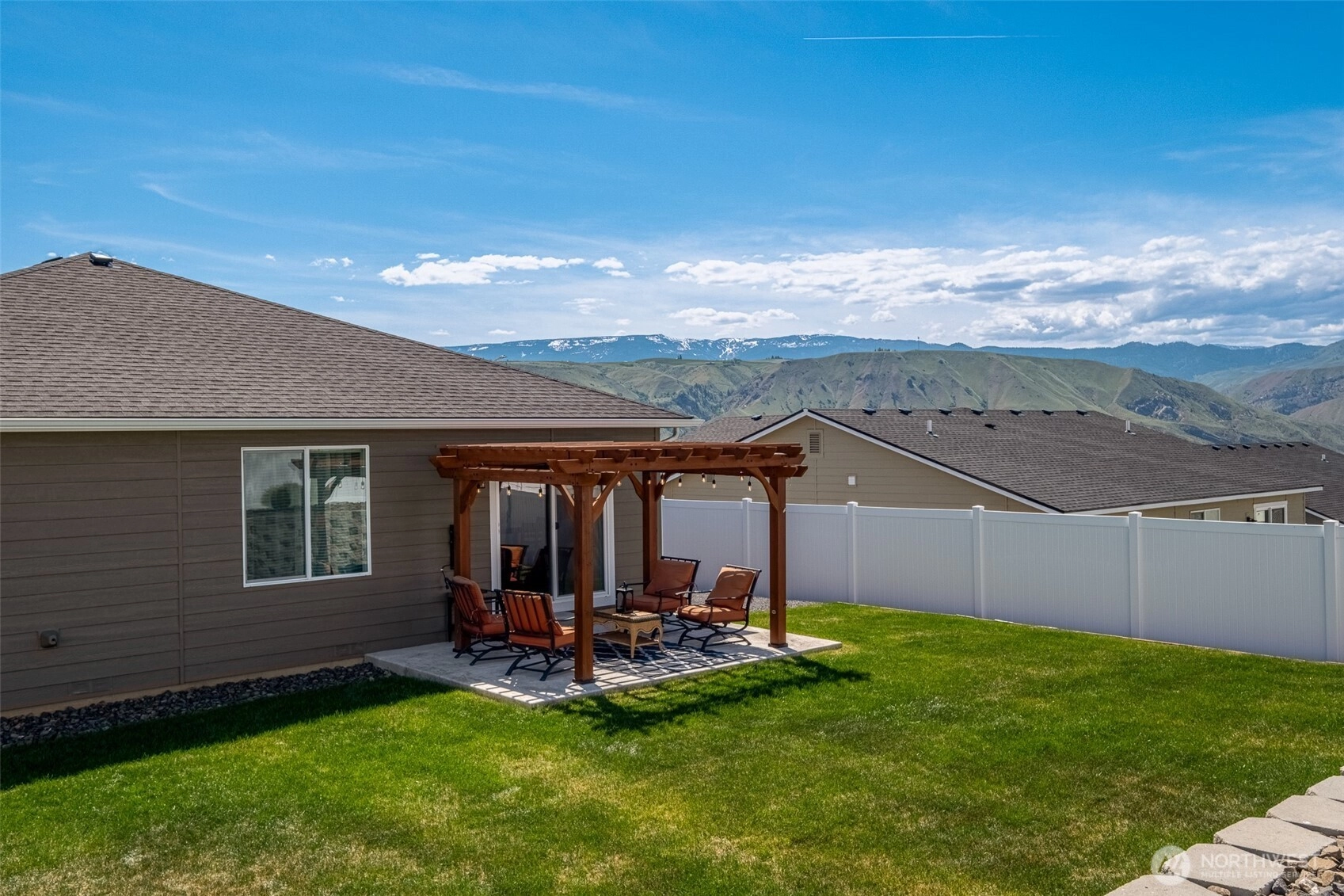 2355 3rd St Se Unit  East Wenatchee WA 98802