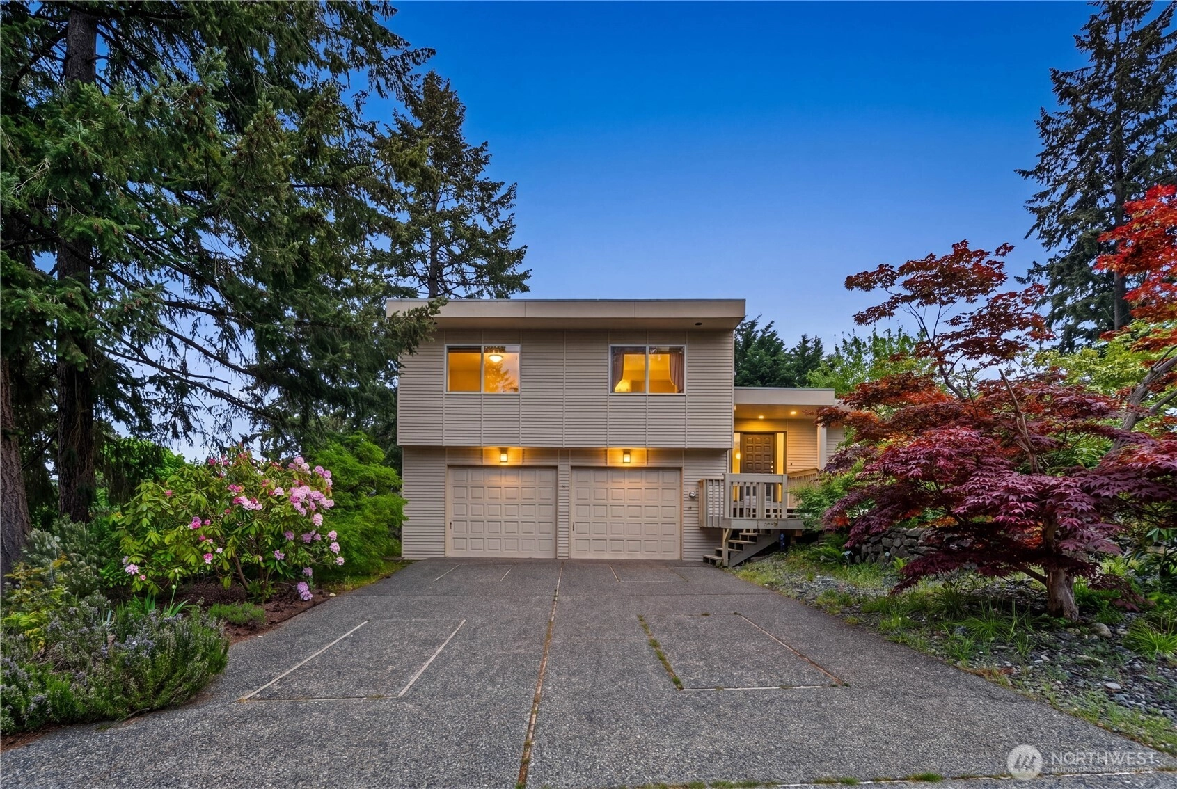 1217 Coral Dr Fircrest WA 98466