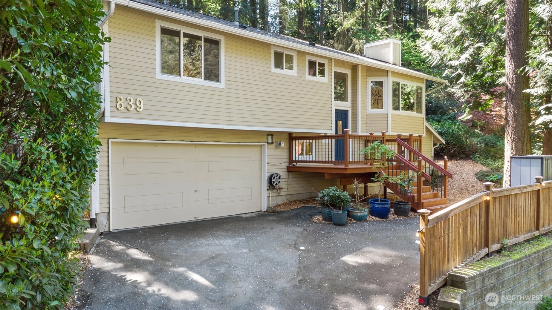 839 NE 200th St Shoreline WA 98155