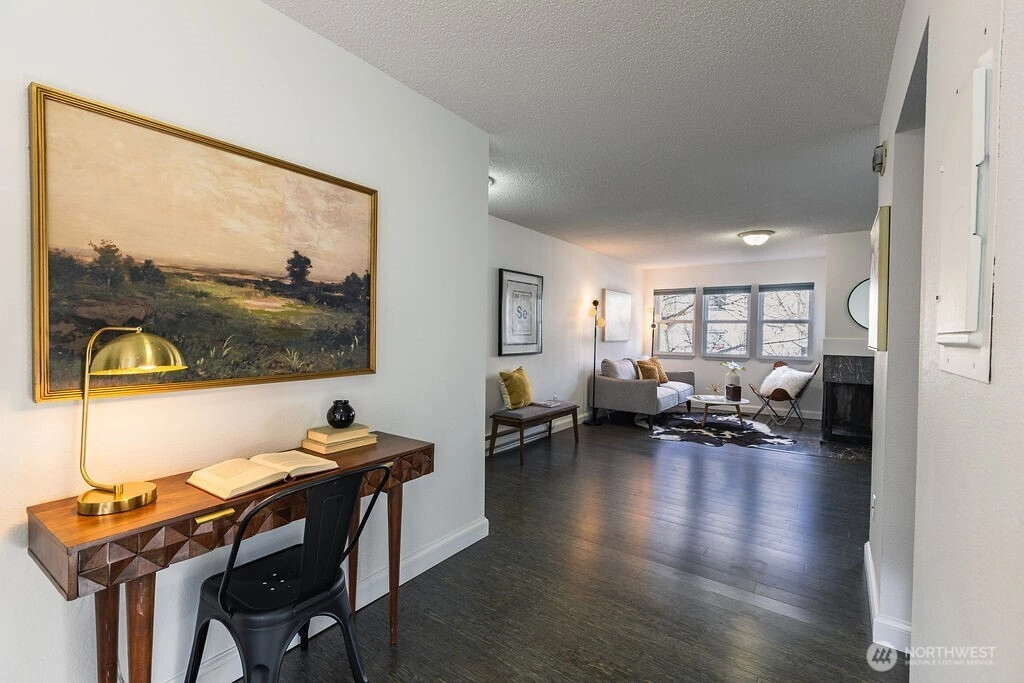 2001 E Yesler Unit 17 Unit 17 Seattle WA 98122