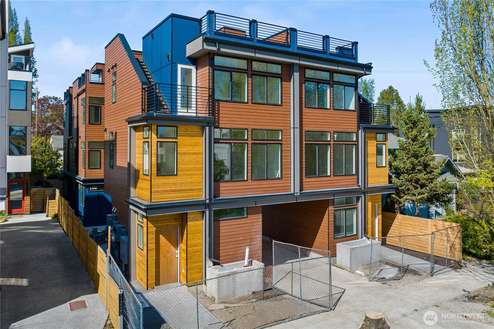 1136 A NW 57th St Unit  Seattle WA 98107