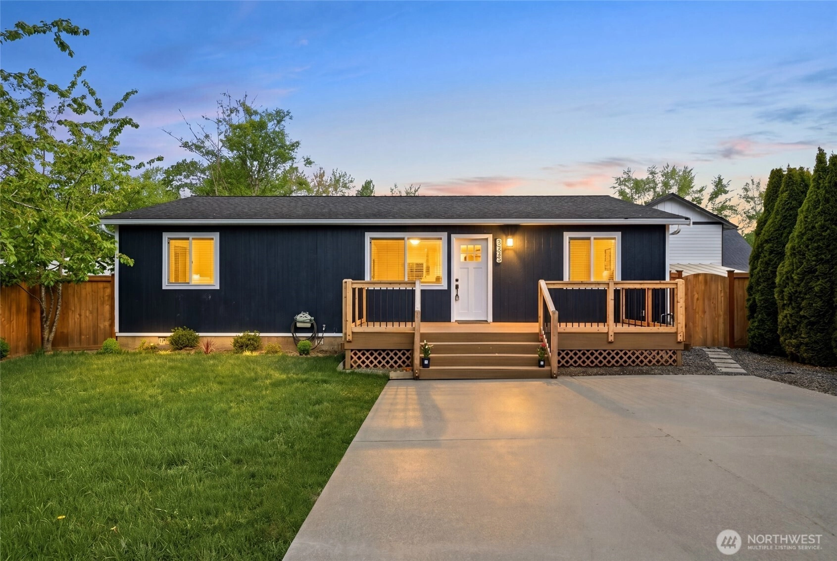 3523 Bennett Dr Unit  Bellingham WA 98225