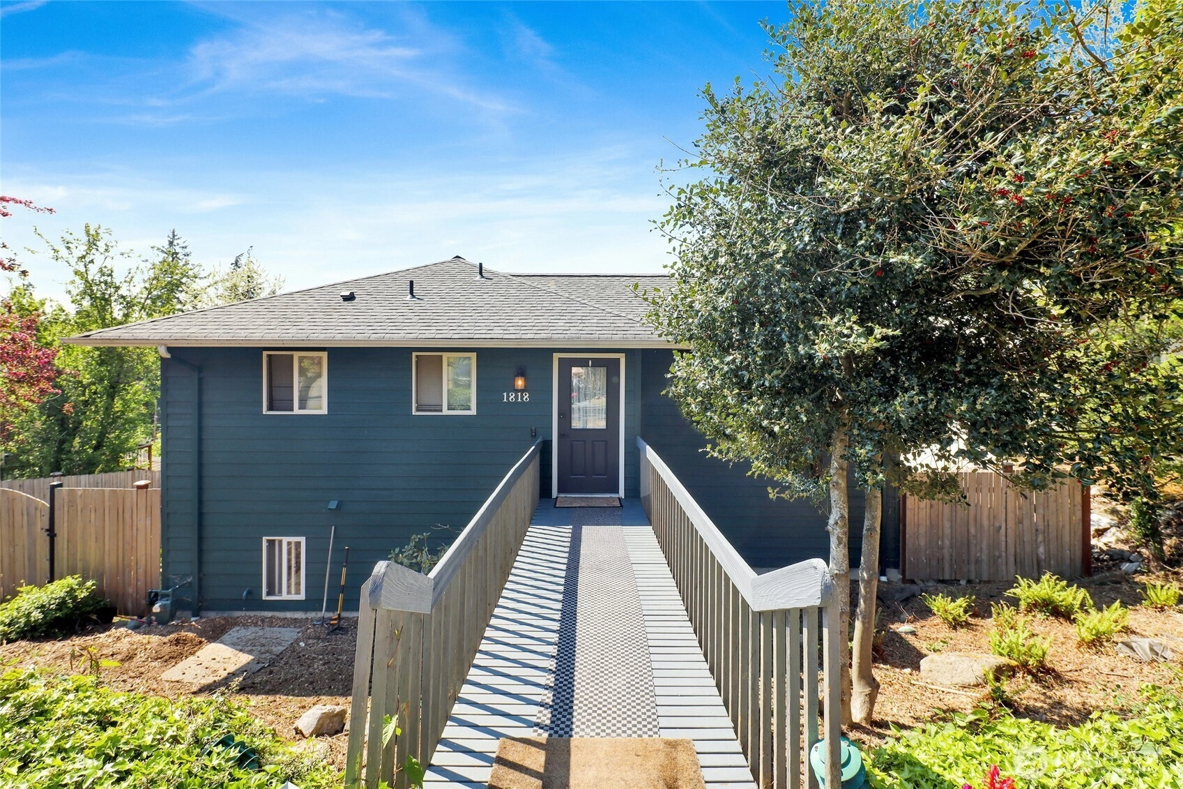1818 35th St Bellingham WA 98229