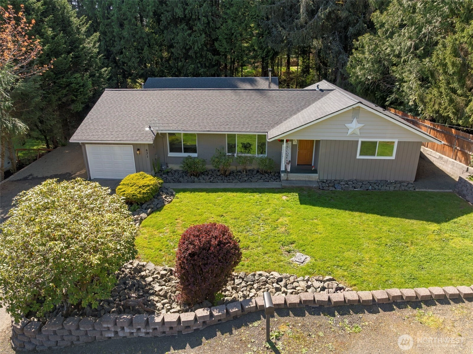 631 N 6th St Montesano WA 98563