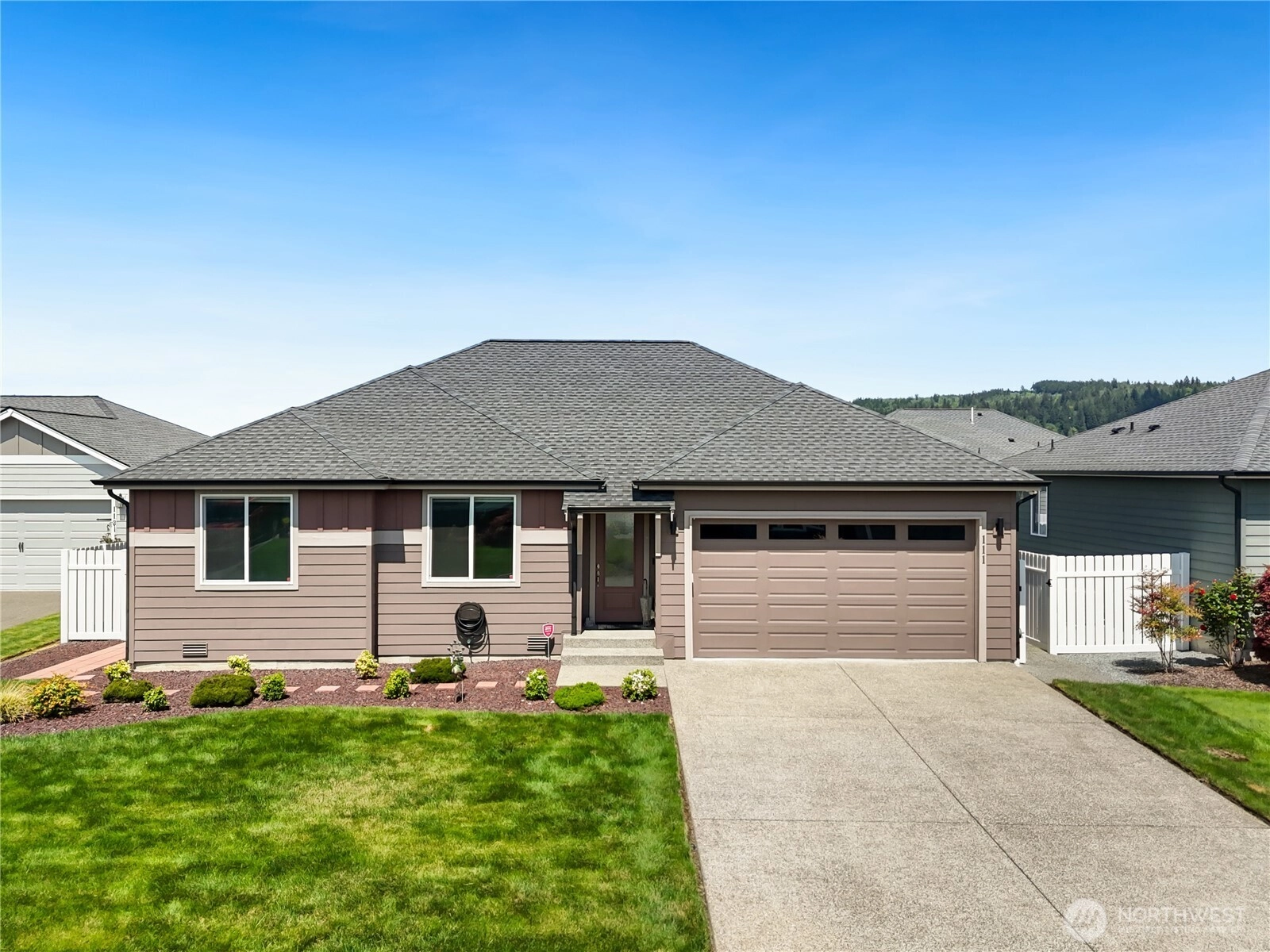 111 Cherry Ln SW Orting WA 98360