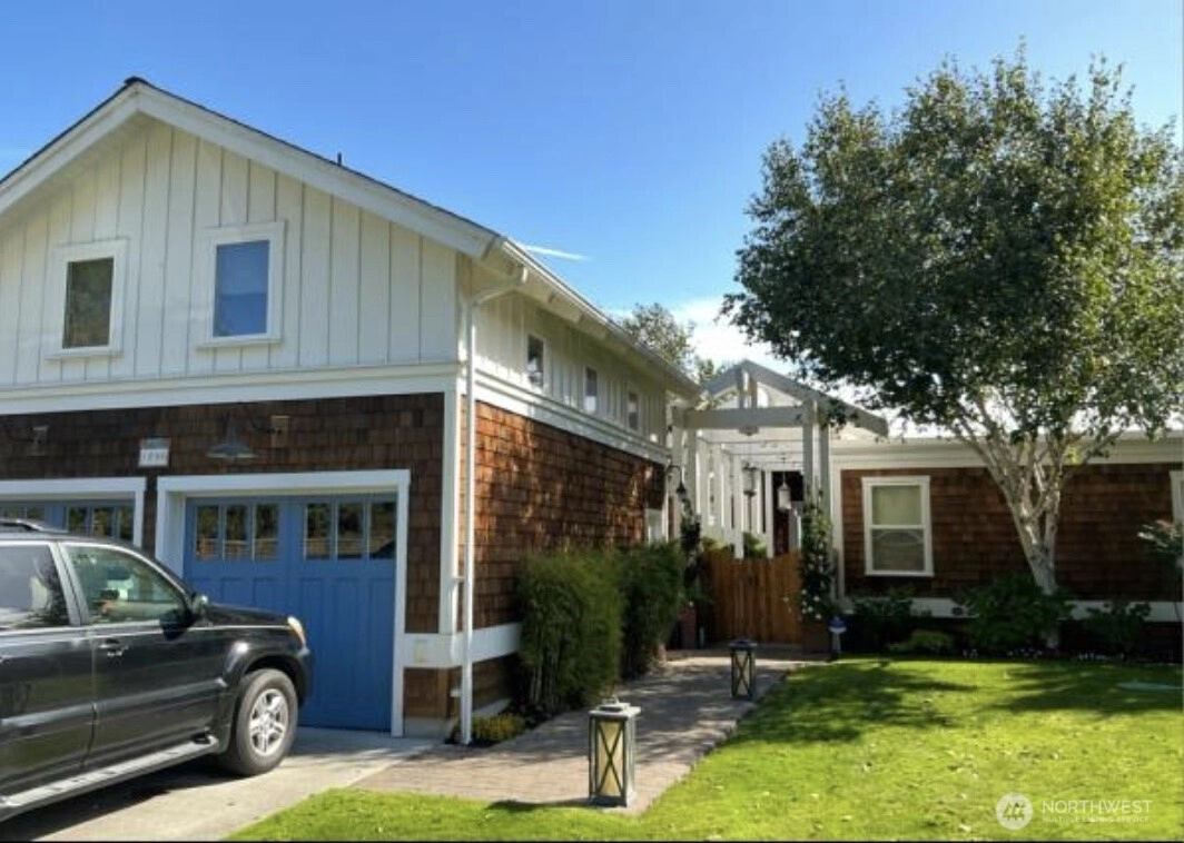 1890 Shore Ave Langley WA 98260