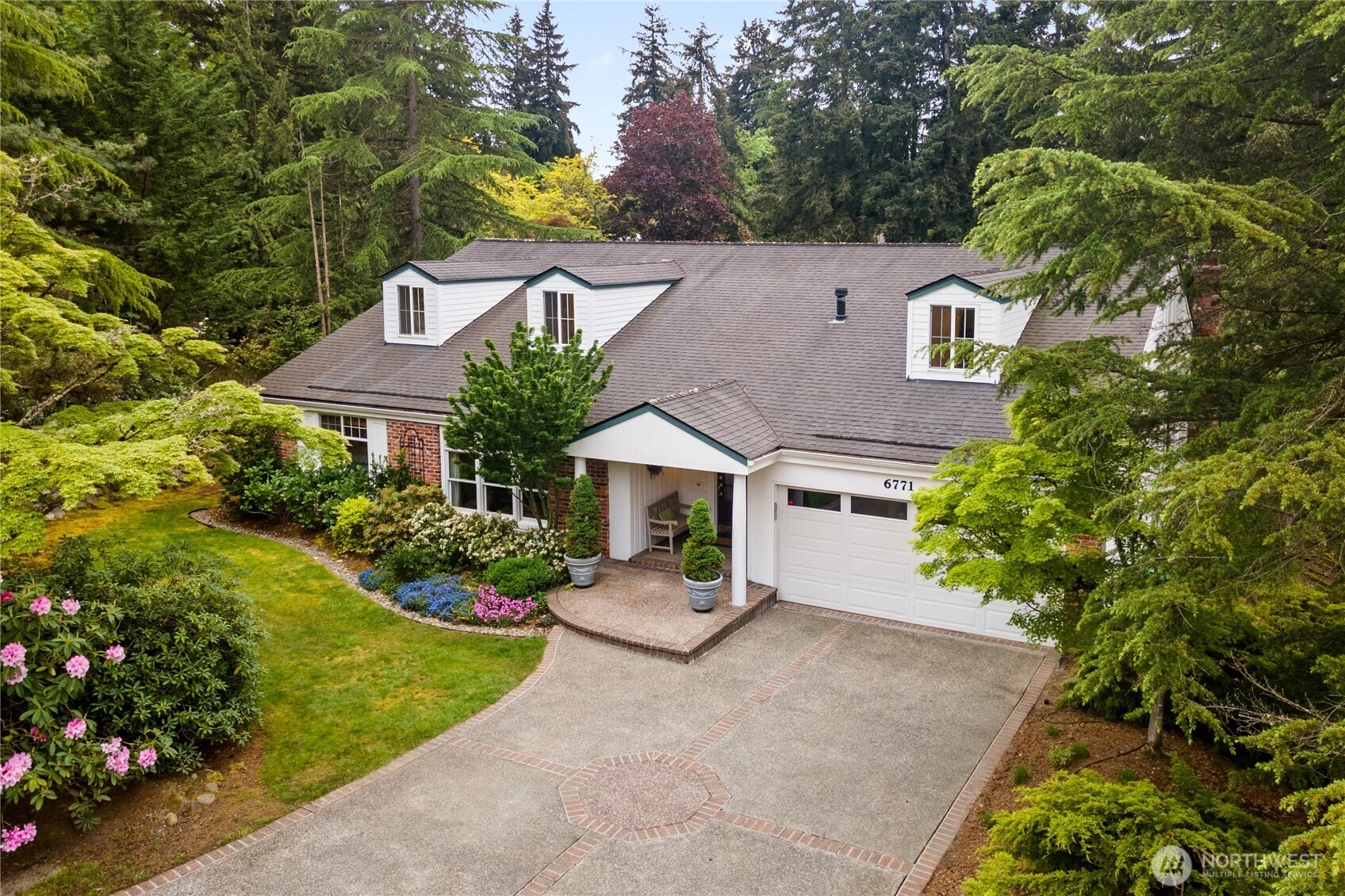 6771 81st Ave SE Mercer Island WA 98040