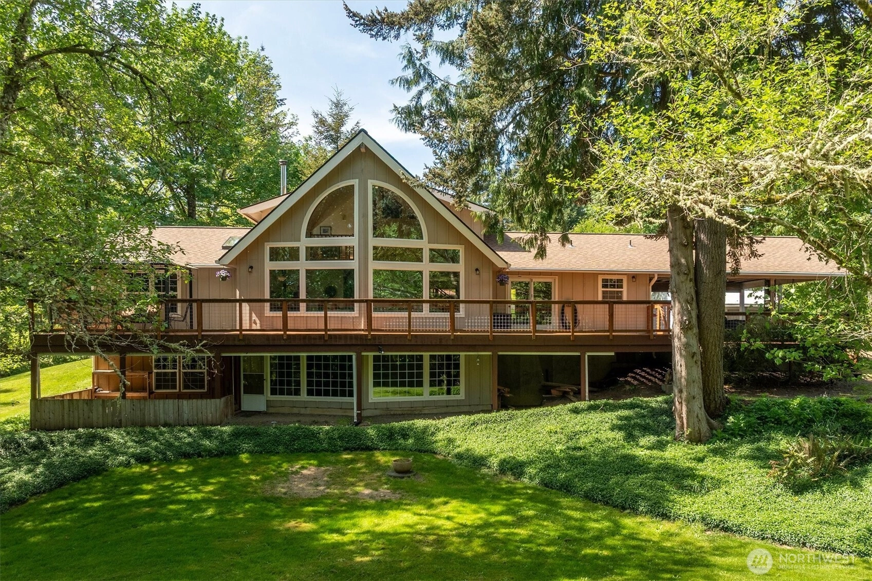 672 Walker Rd Kelso WA 98626