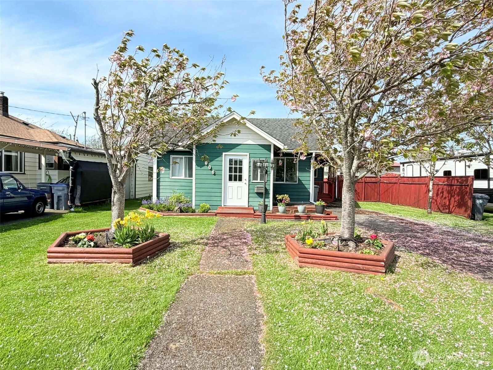 2006 W 2nd St Aberdeen WA 98520