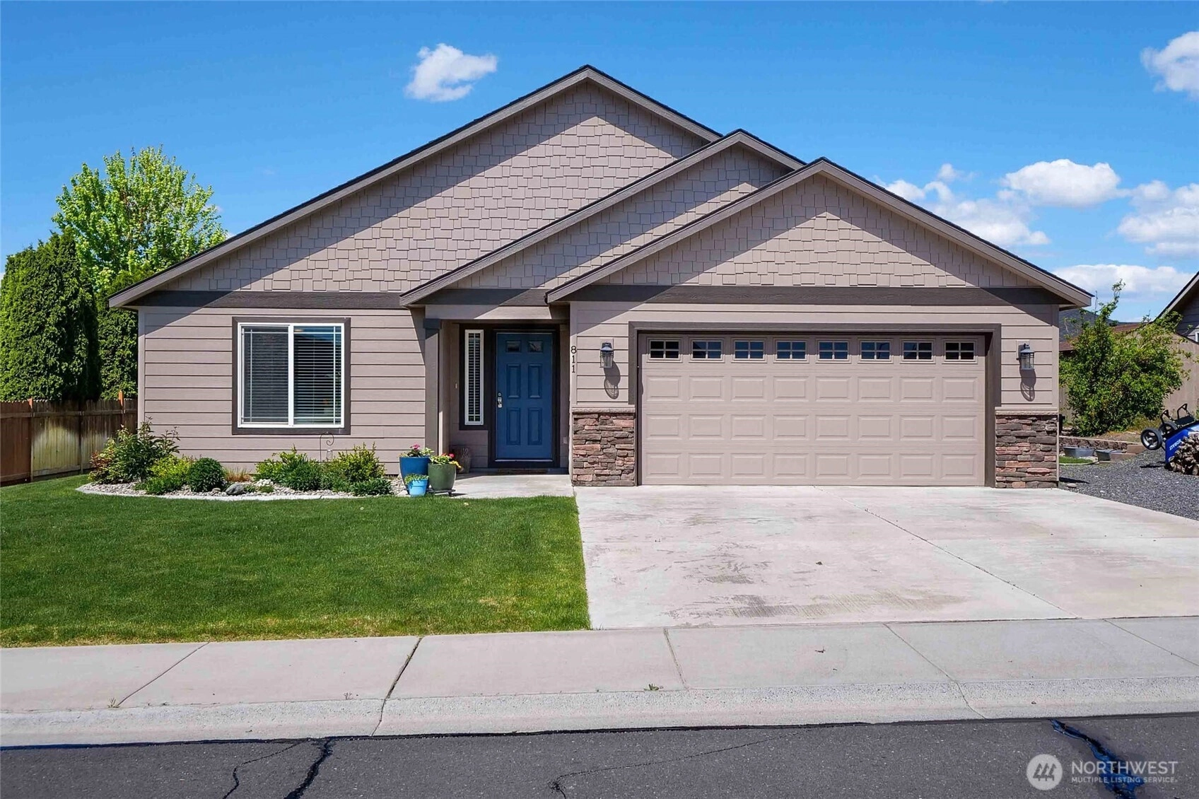 811 7th Ave NE Unit  Ephrata WA 98823