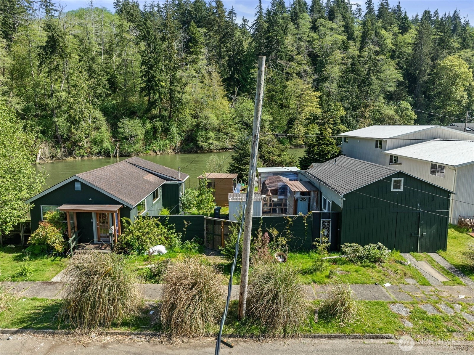 1335 E 1st St Aberdeen WA 98520