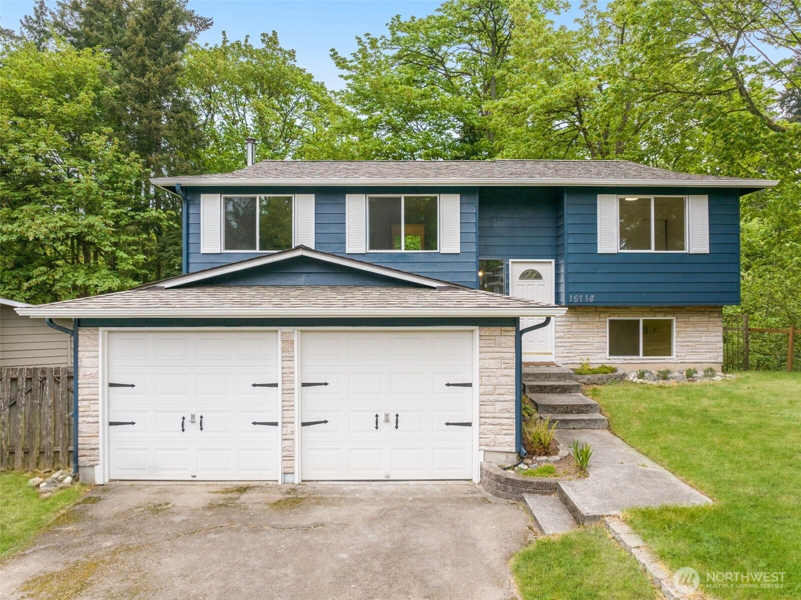 15718 126th Pl NE Woodinville WA 98072