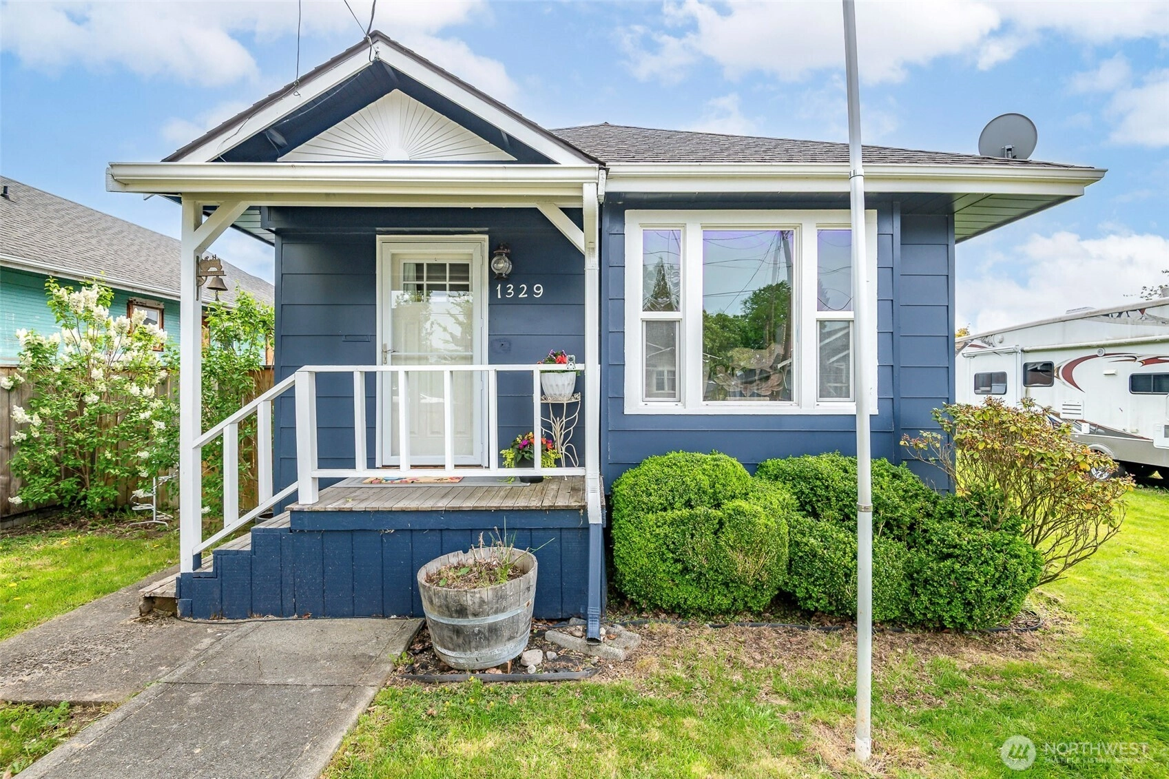 1329 Porter St Enumclaw WA 98022