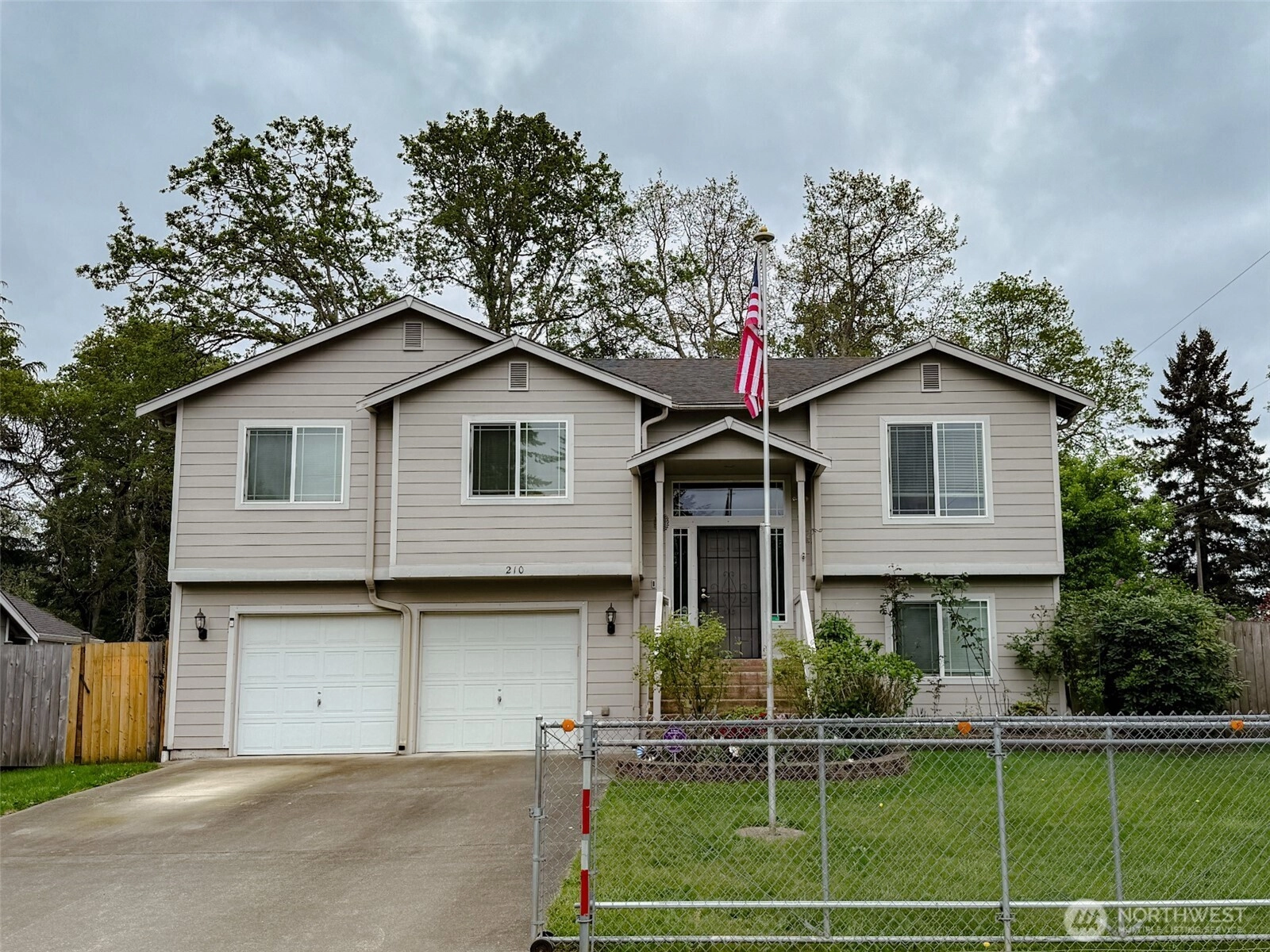 210 166th St E Unit  Spanaway WA 98387