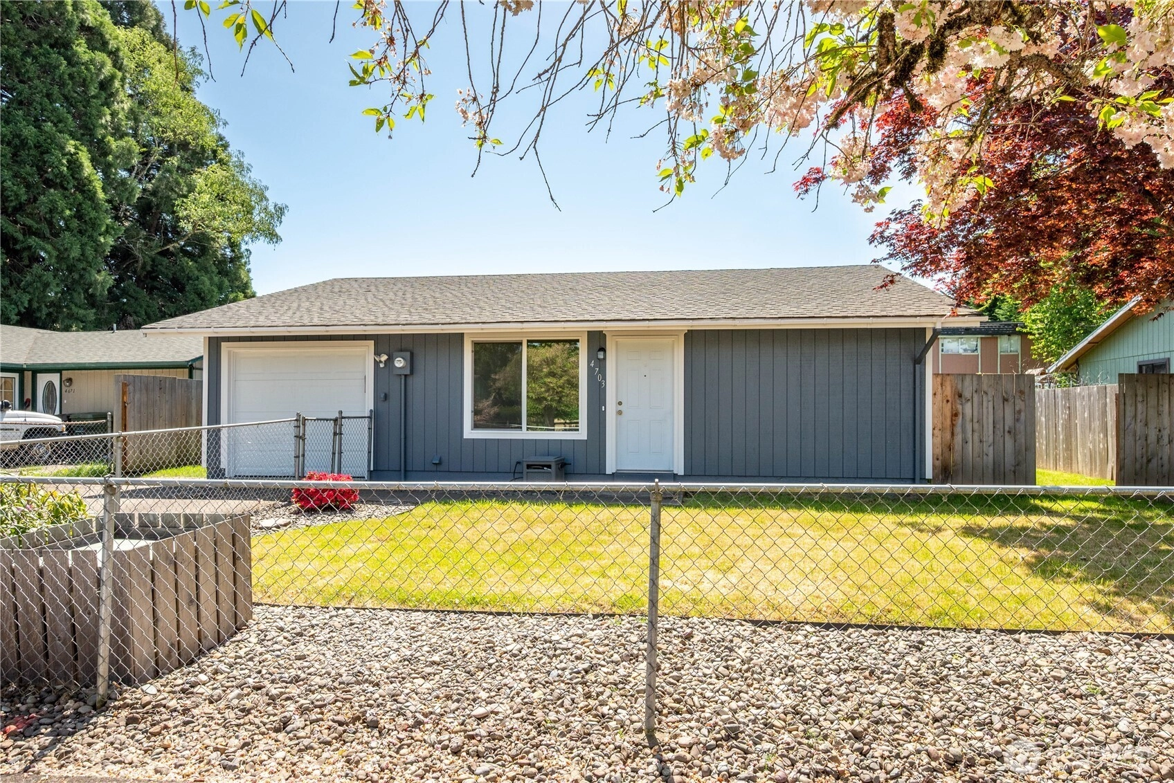 4703 Merlin St Longview WA 98632