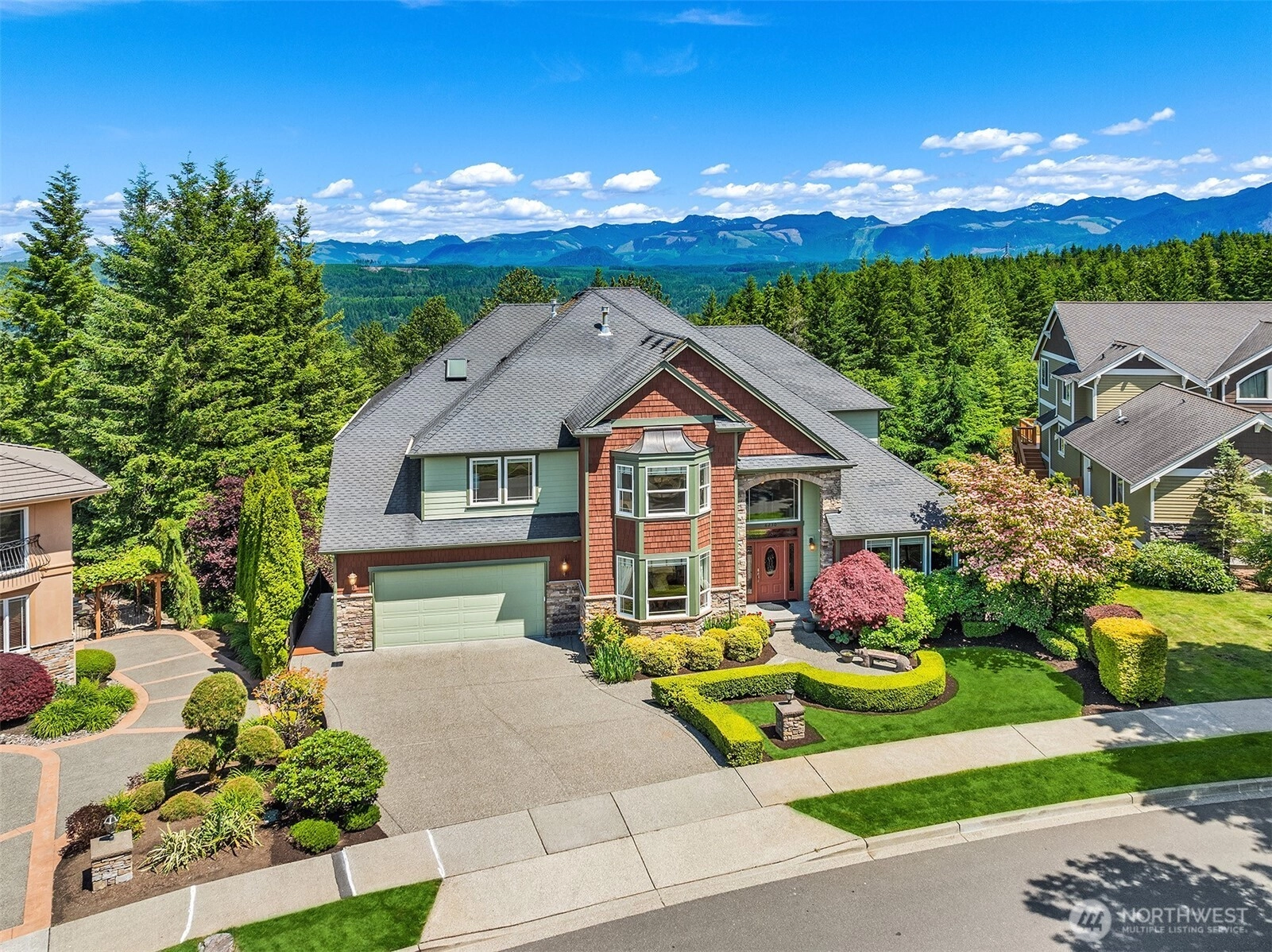 6230 Fairway Pl SE Snoqualmie WA 98065
