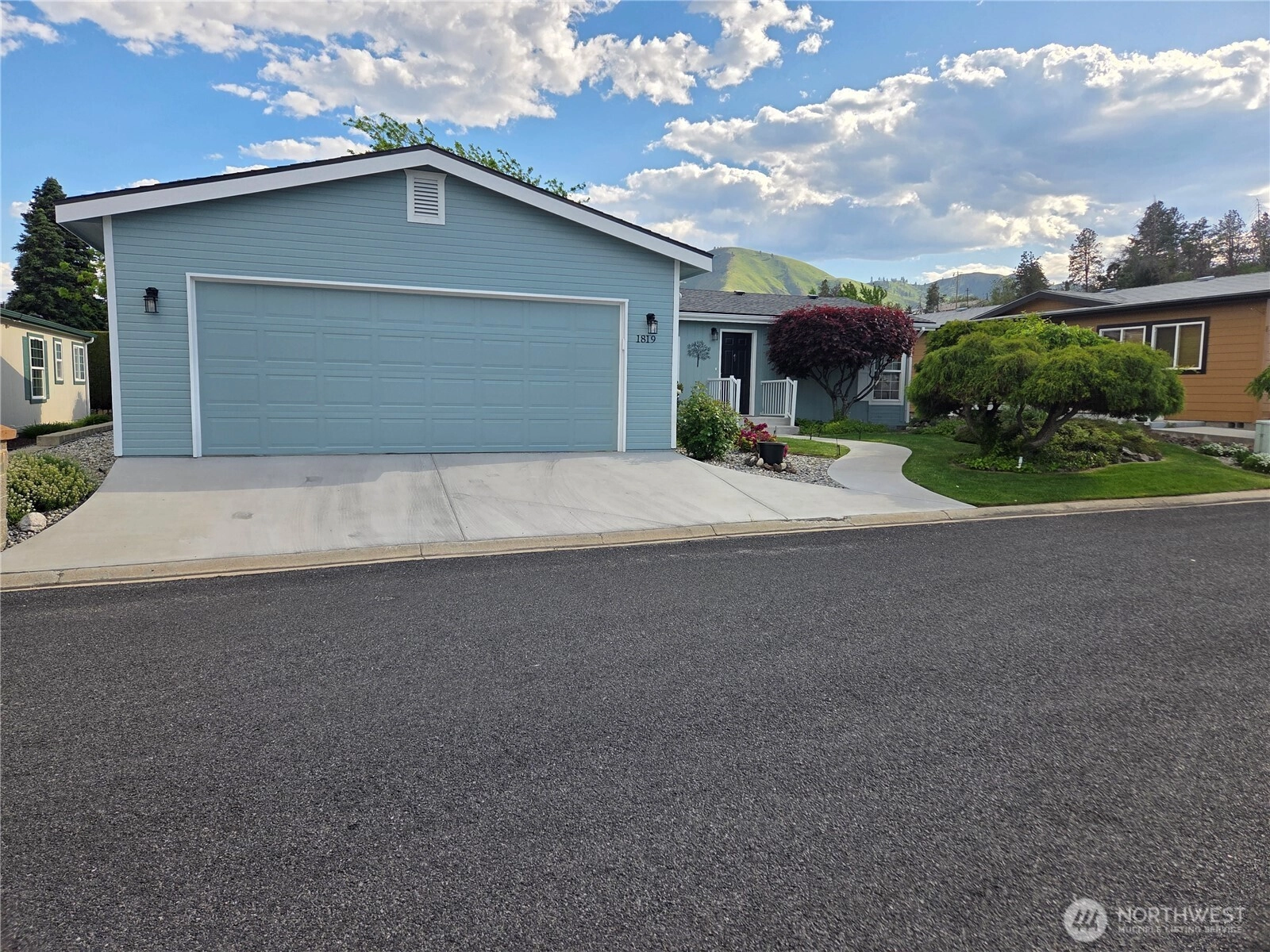 1819 Heritage Dr Wenatchee WA 98801