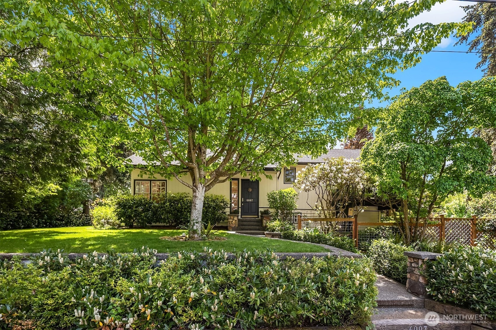 6007 SE 22nd St Mercer Island WA 98040
